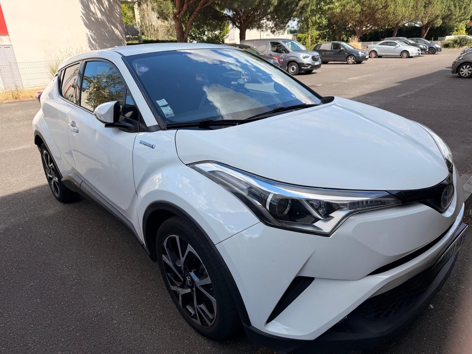 Toyota C-HR Hybrid, 2018, Essence 95 / Électrique (hybride), automatique