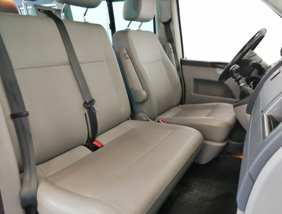 Volkswagen Caravelle avec Entrée audio / iPod