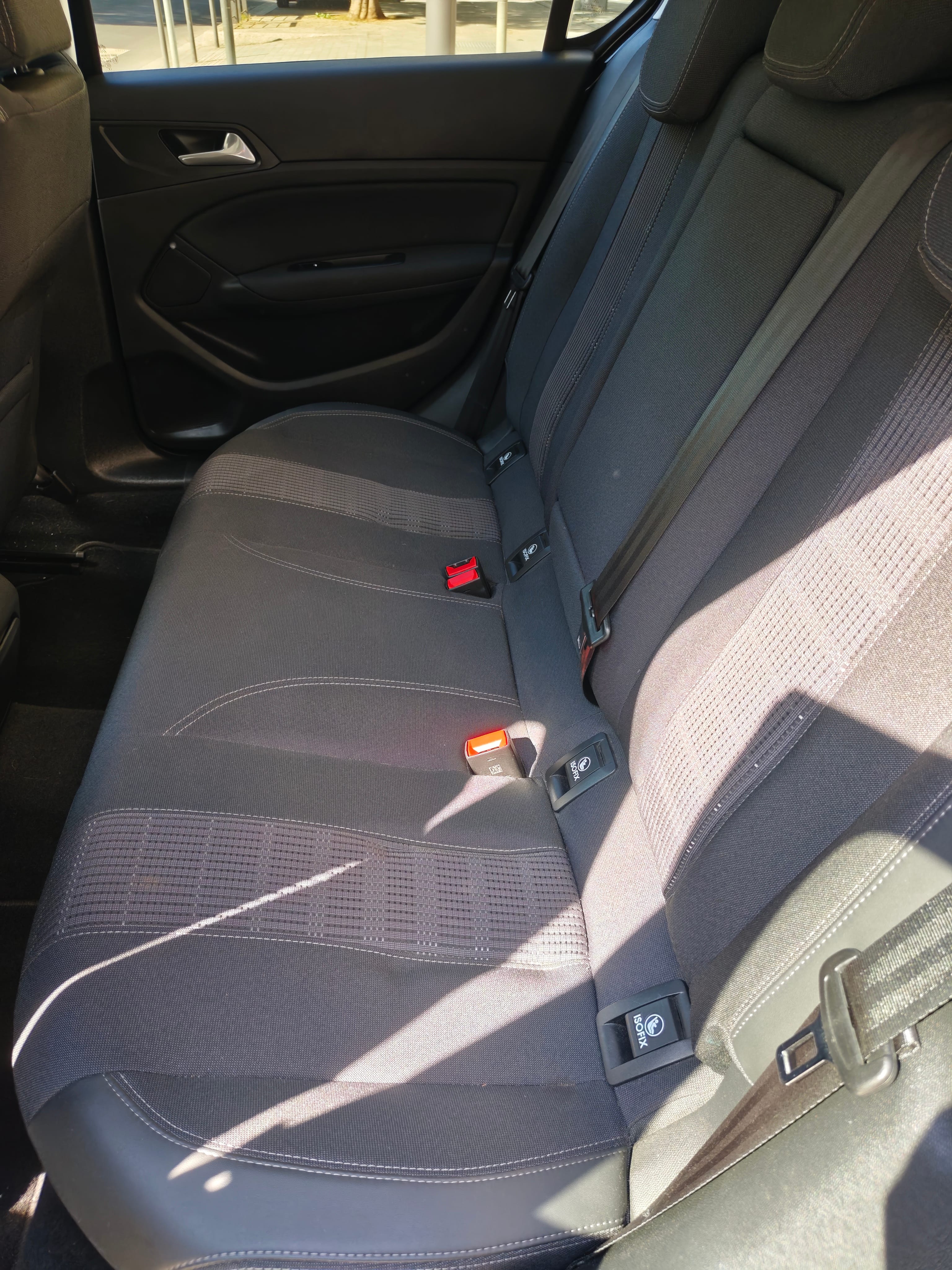 Peugeot 308 avec Dashcam