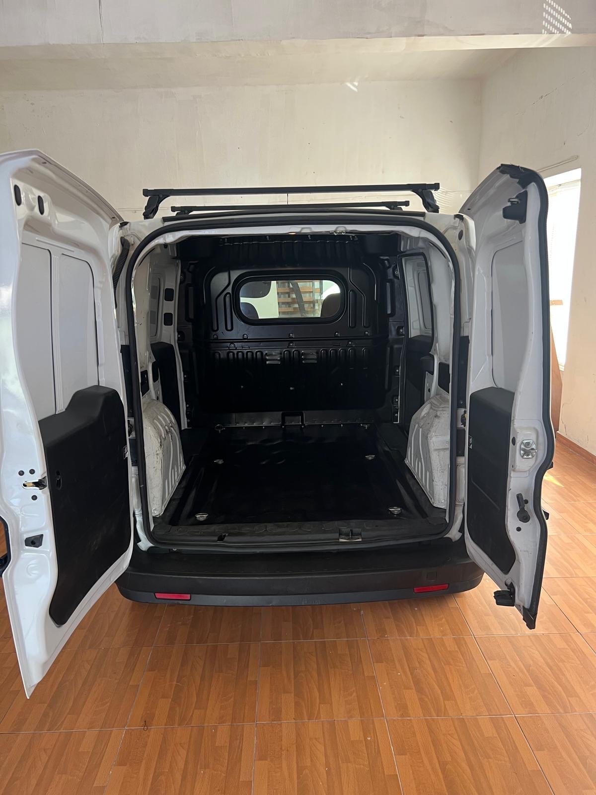 Fiat Doblo Cargo con Audio Bluetooth