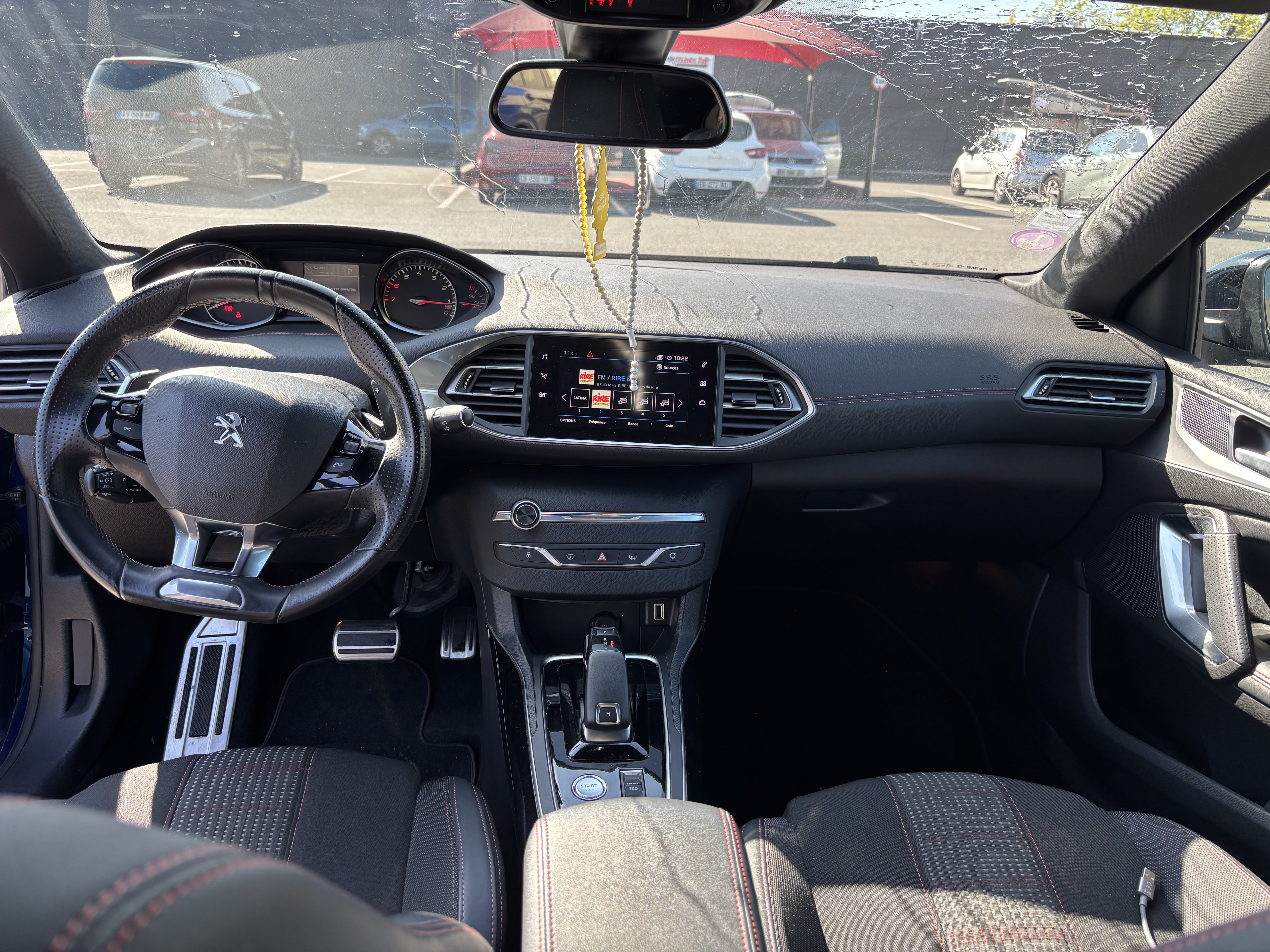 Peugeot 308 GTLINE 130ch EAT 8 avec Entrée audio / iPod