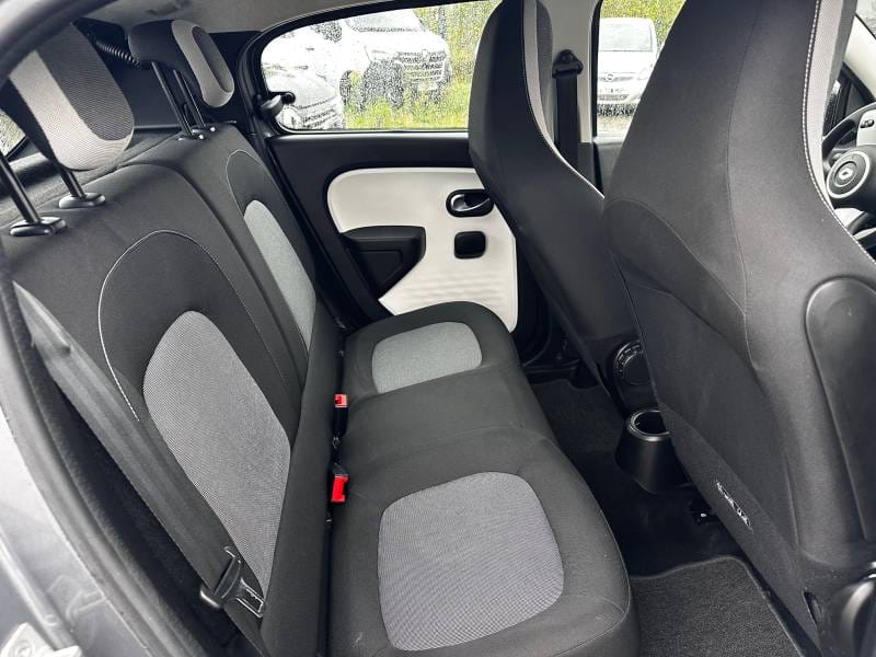 Renault Twingo III avec Siège bébé