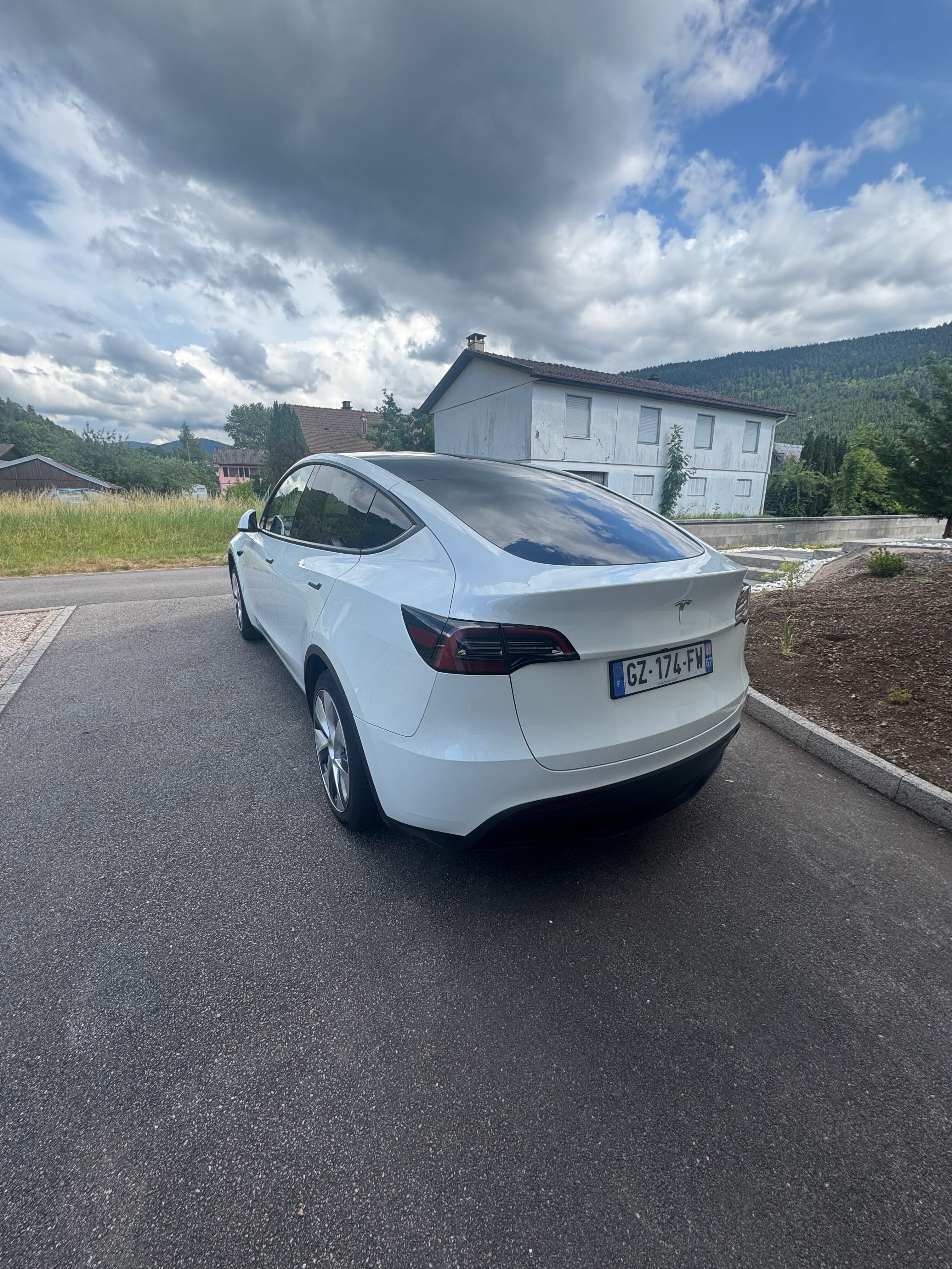 Tesla Model Y avec Climatisation