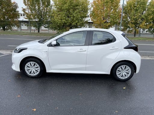 Toyota Yaris Hybride avec Climatisation
