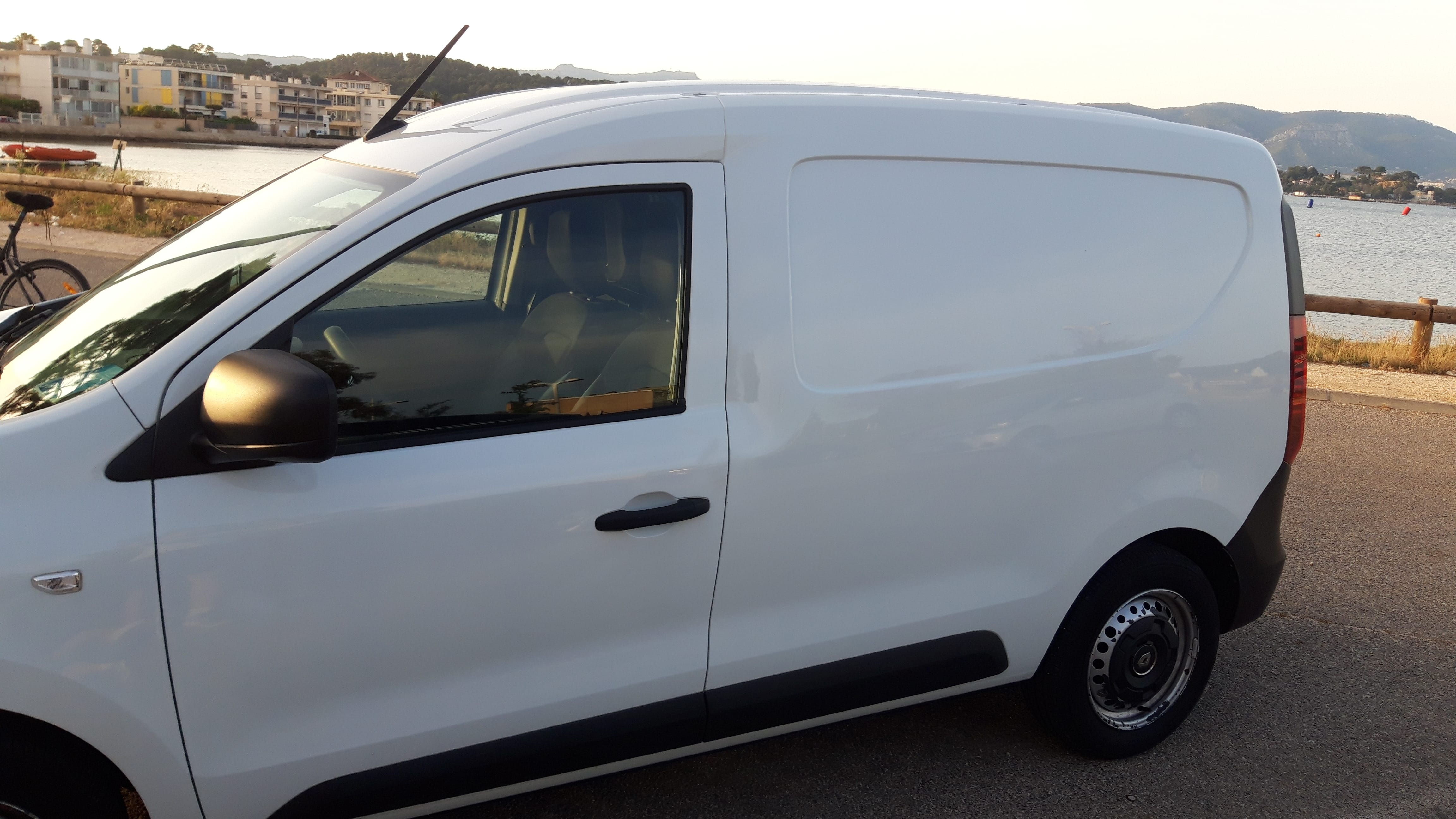 Renault Kangoo Express avec Climatisation