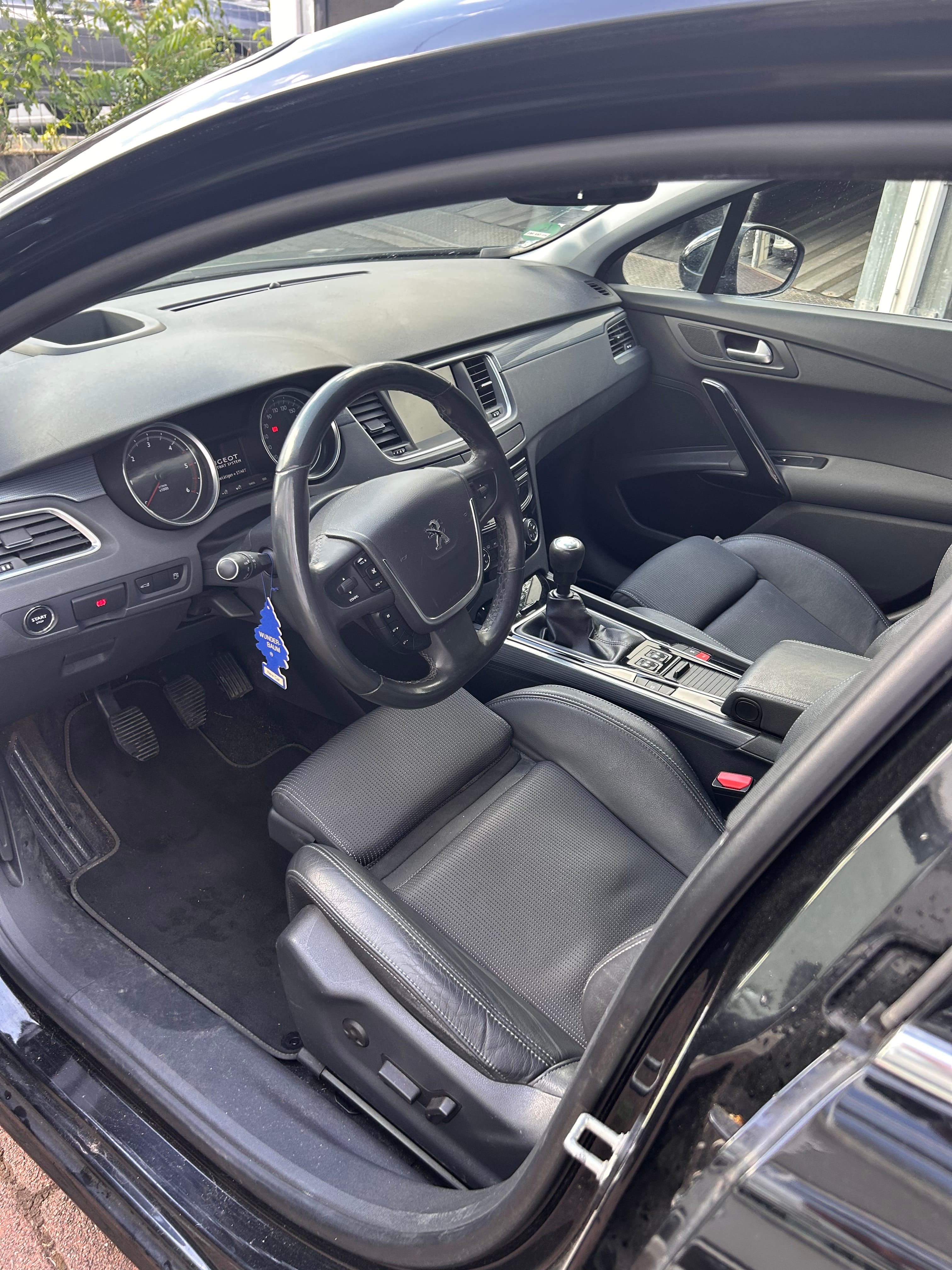 Peugeot 508 SW avec GPS