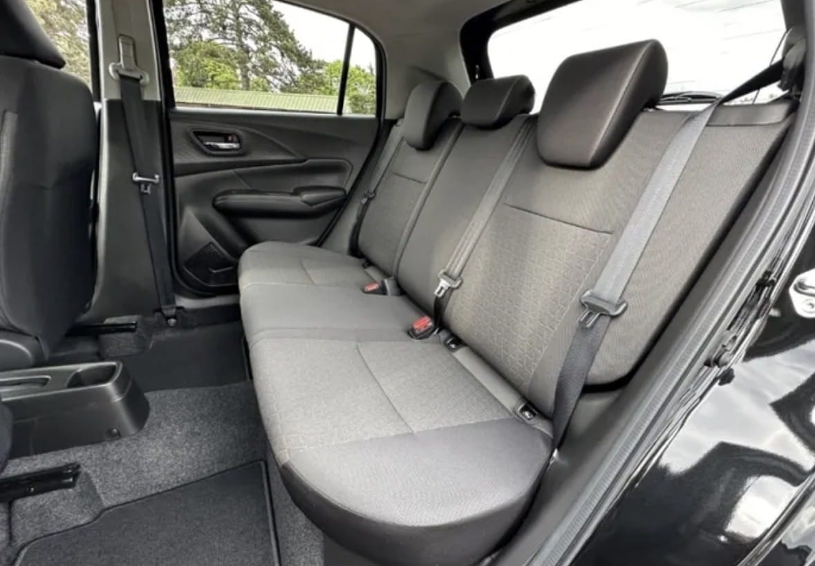 Suzuki Swift Hybride avec GPS