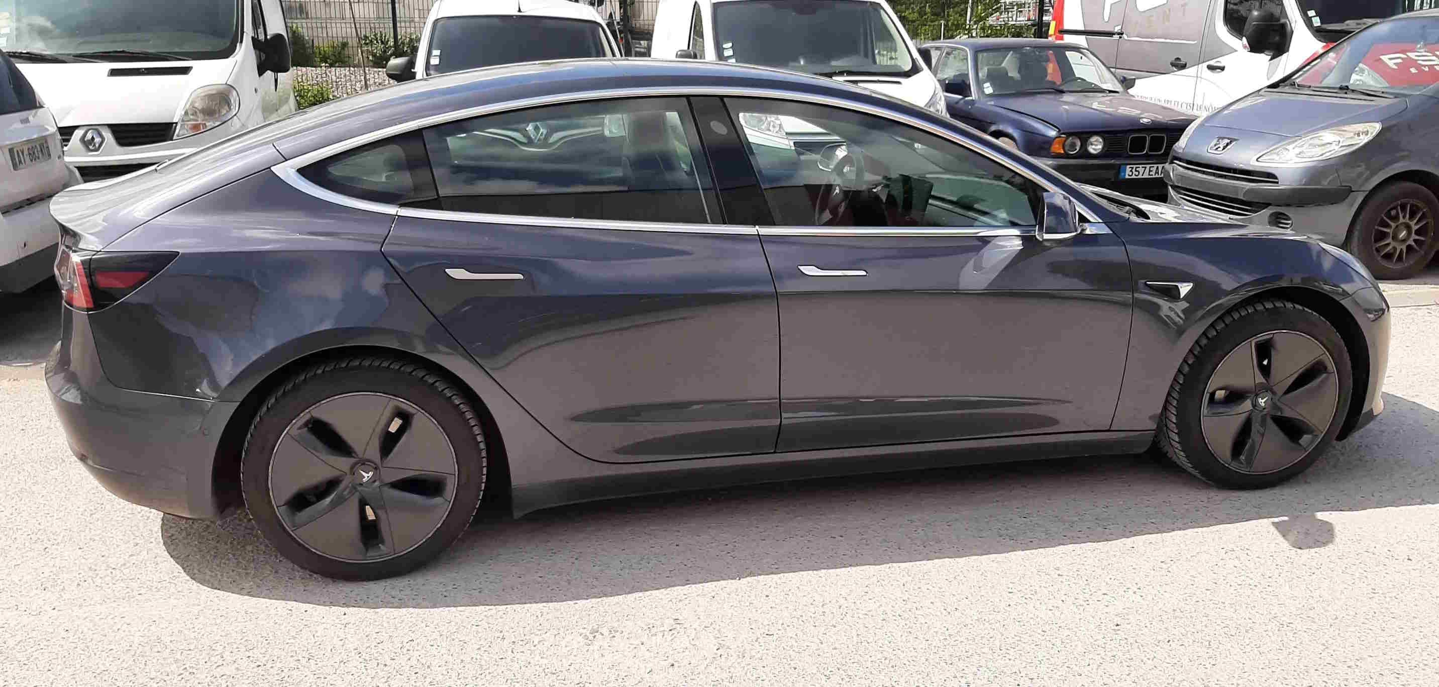Tesla Model 3 avec Climatisation