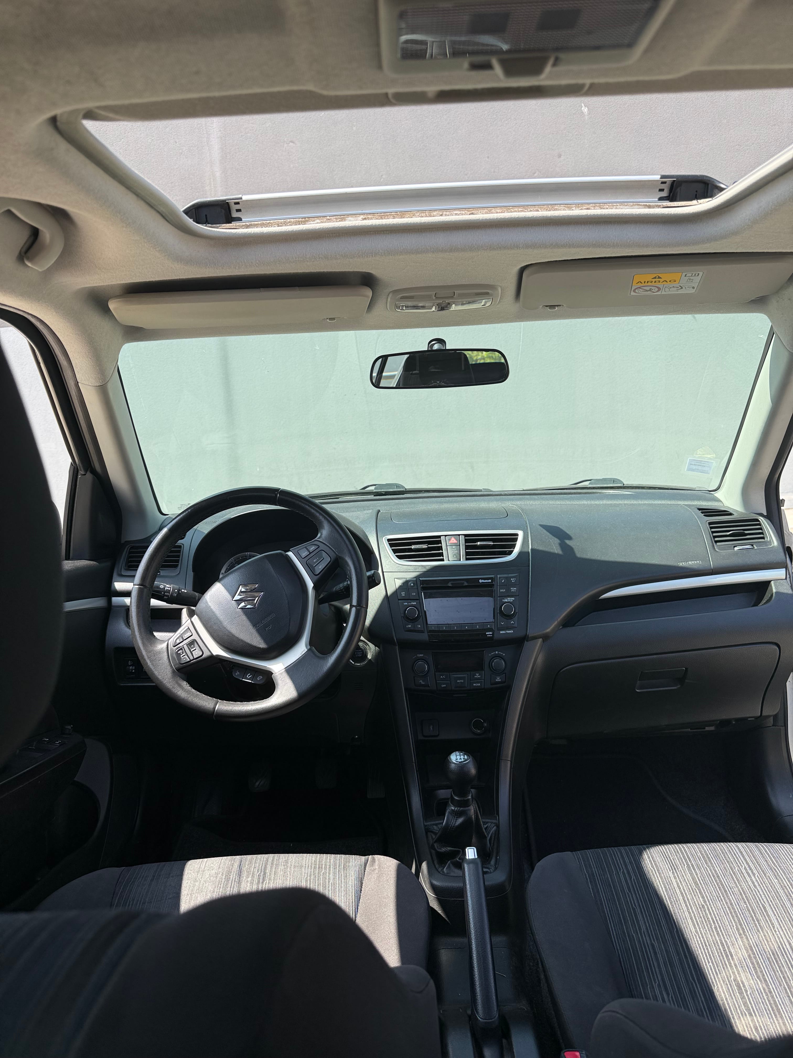 Suzuki Swift avec Audio Bluetooth