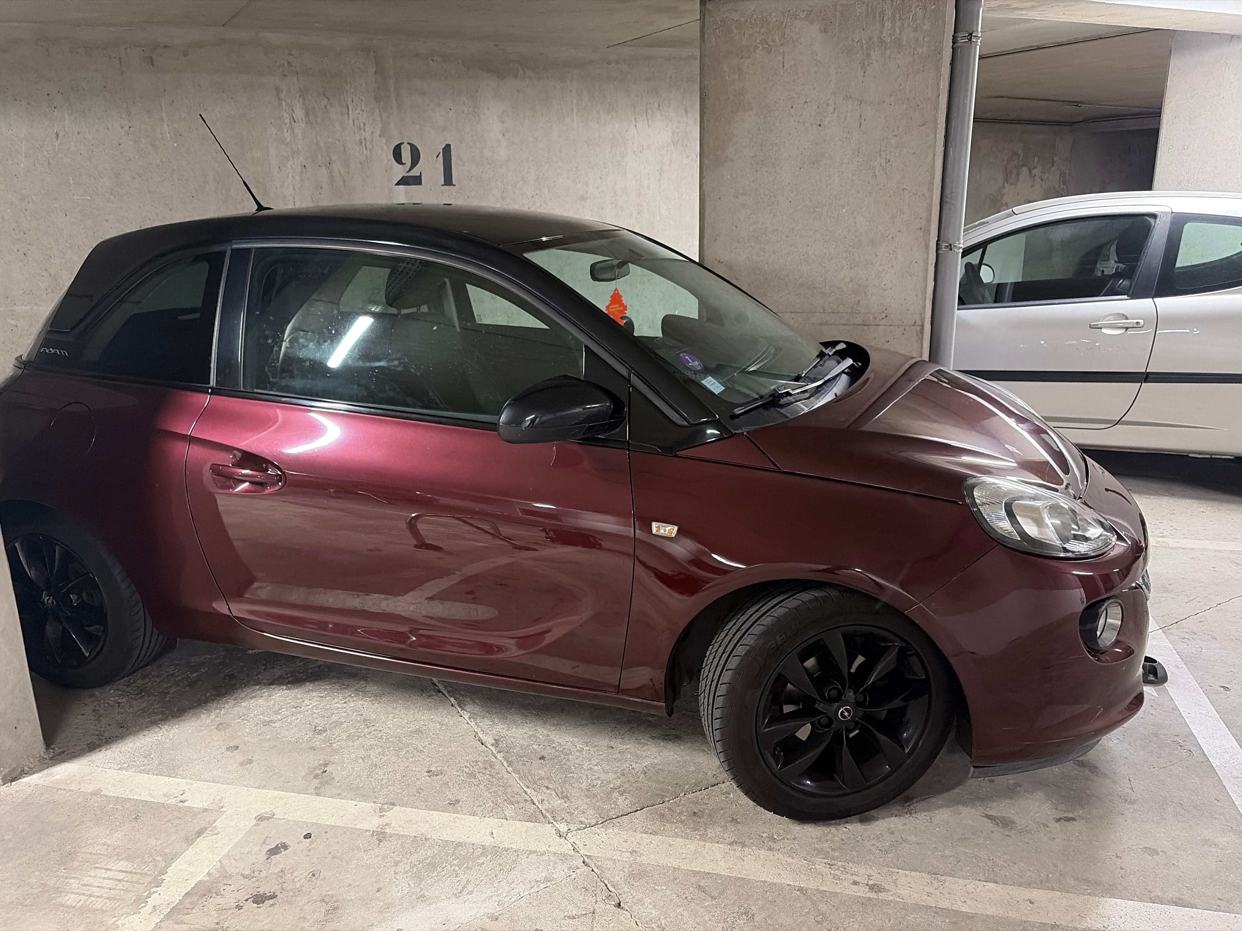 Opel Adam with Air conditioning