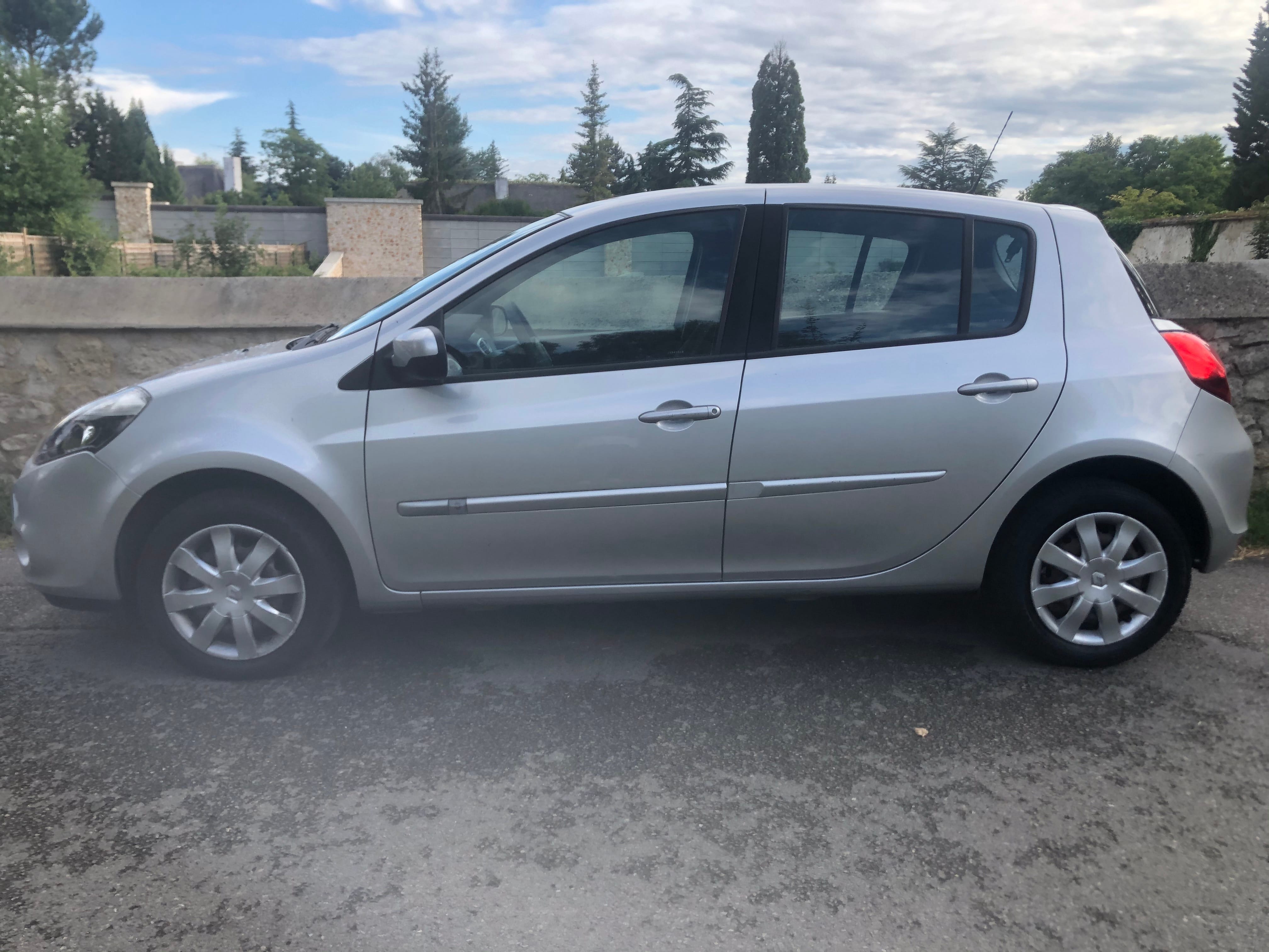 Renault Clio 1.2 avec Climatisation