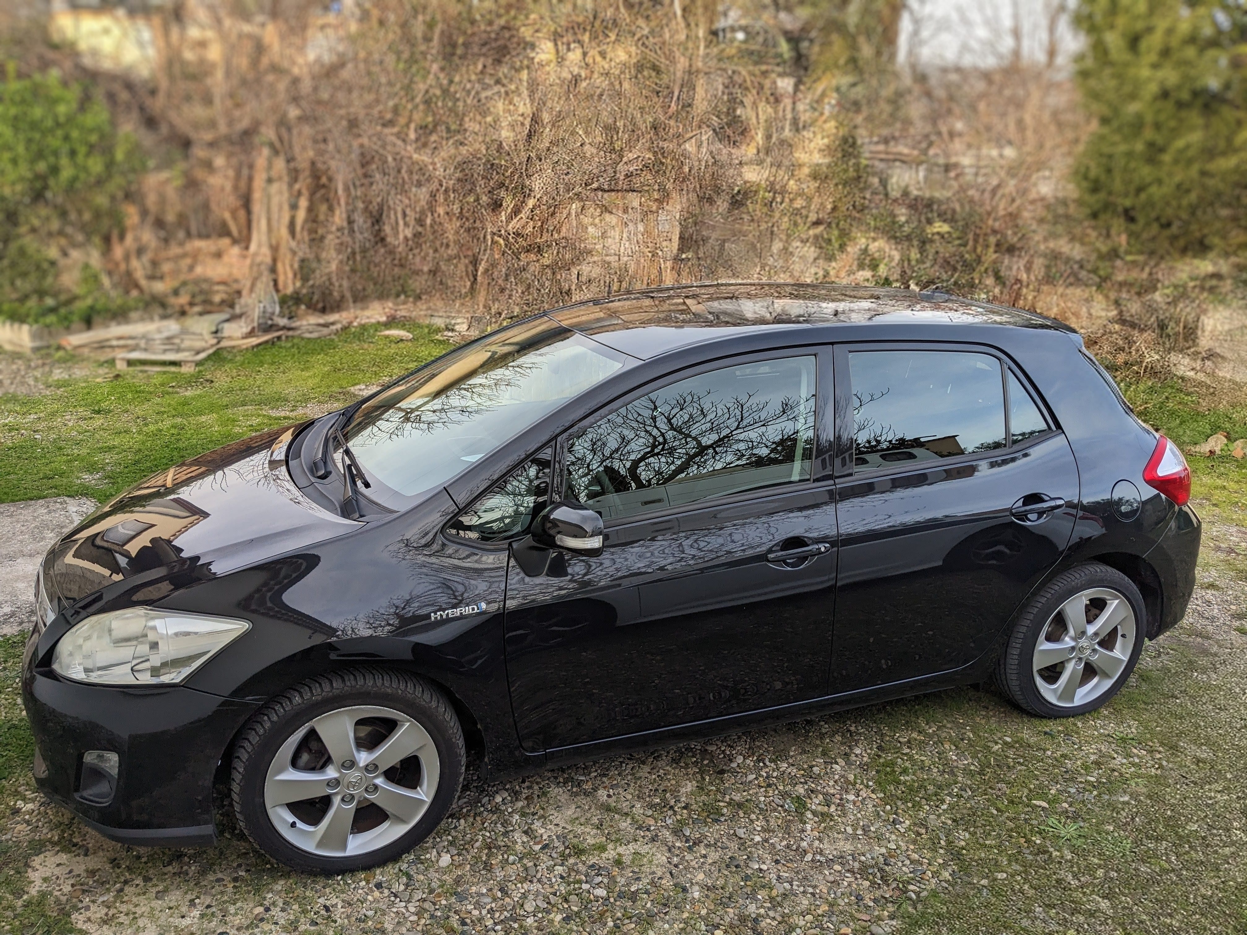 Toyota Auris 1.8 HSD Hybride avec Climatisation
