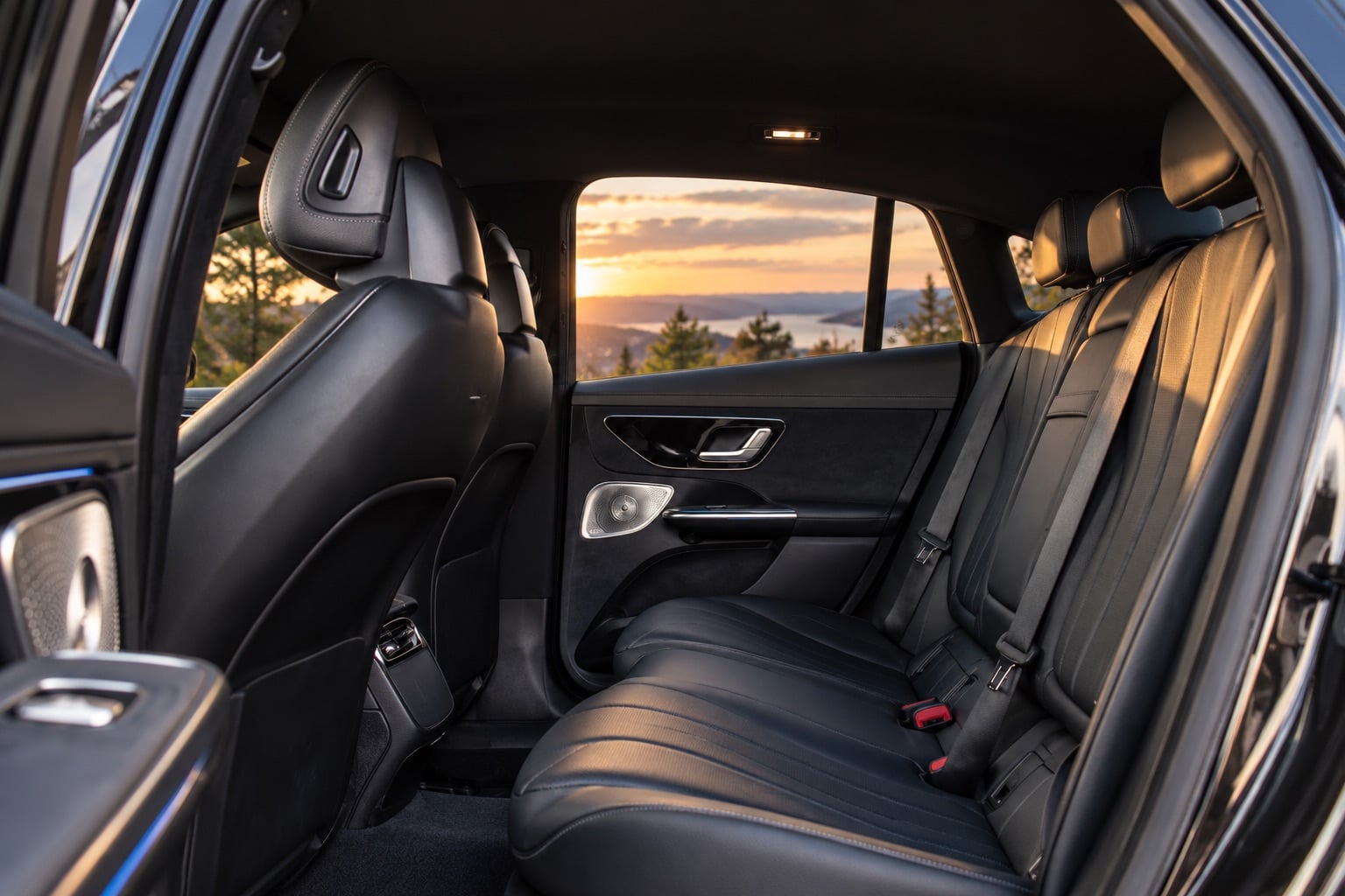 Mercedes-Benz EQE 300 med Cruisekontroll
