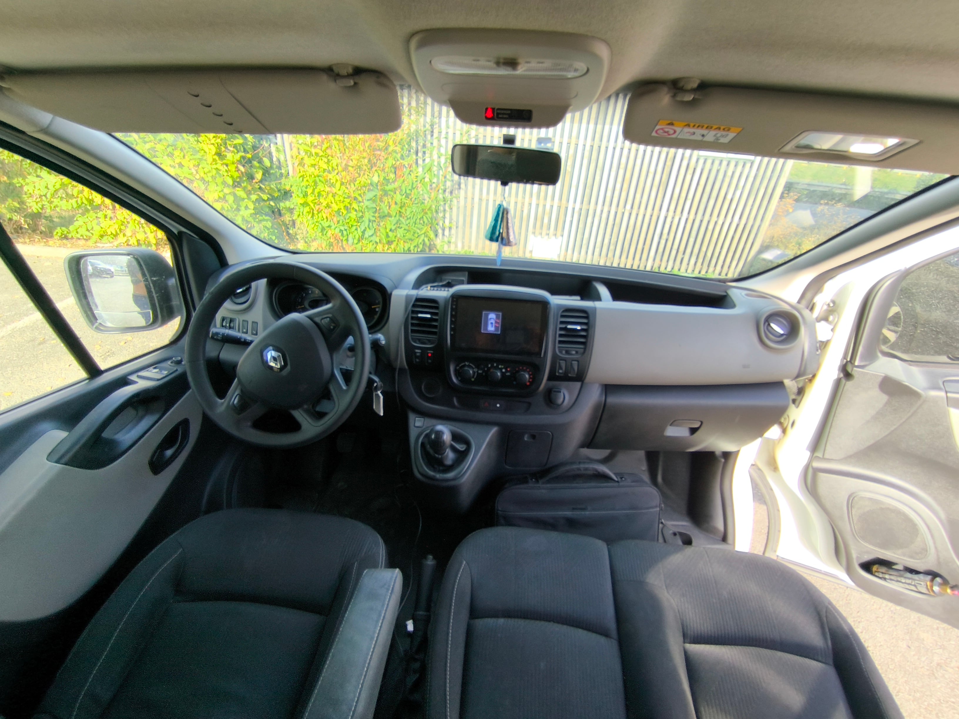 Renault Trafic Passenger avec GPS