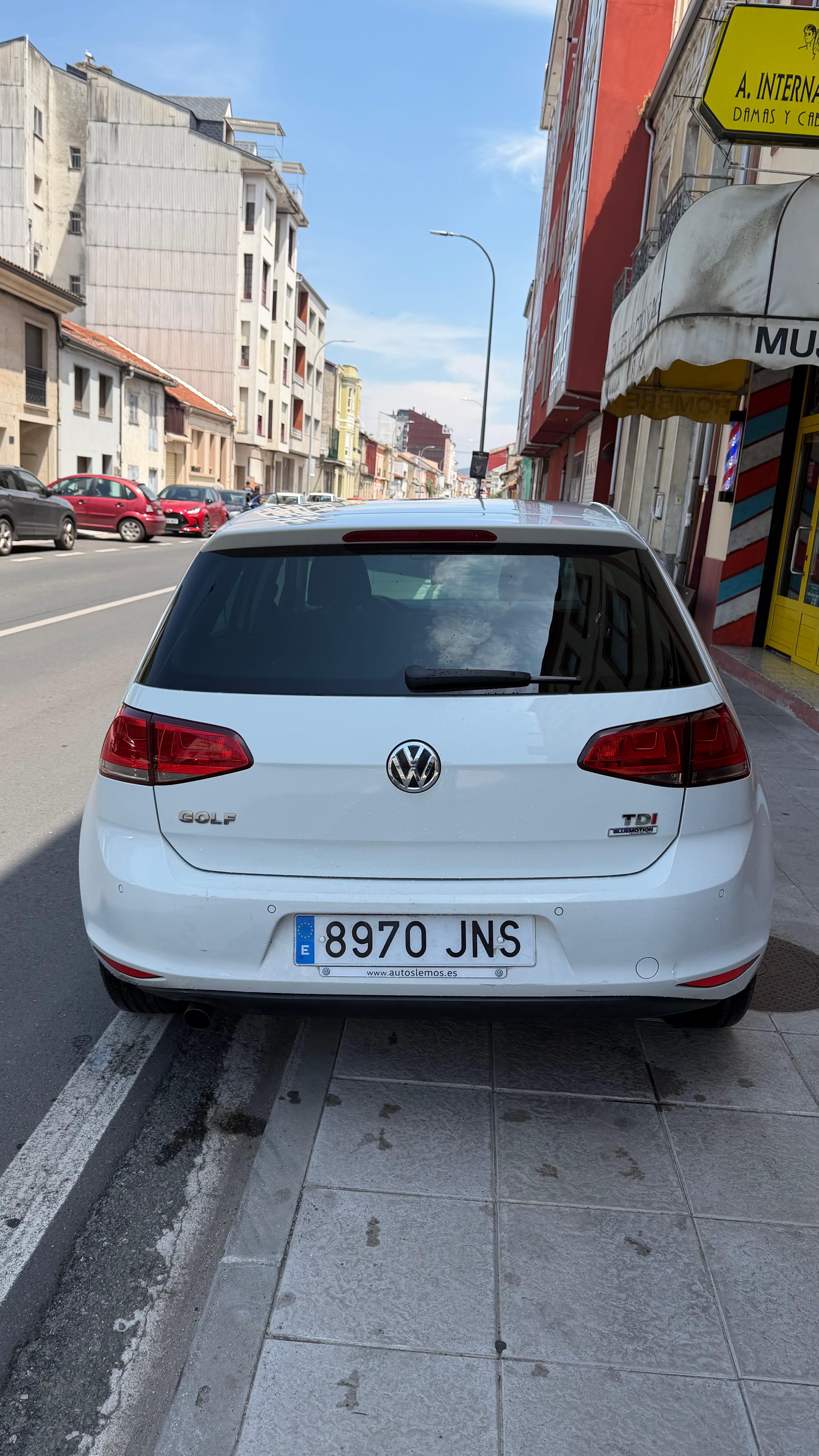 Volkswagen Golf con Puertos de carga USB