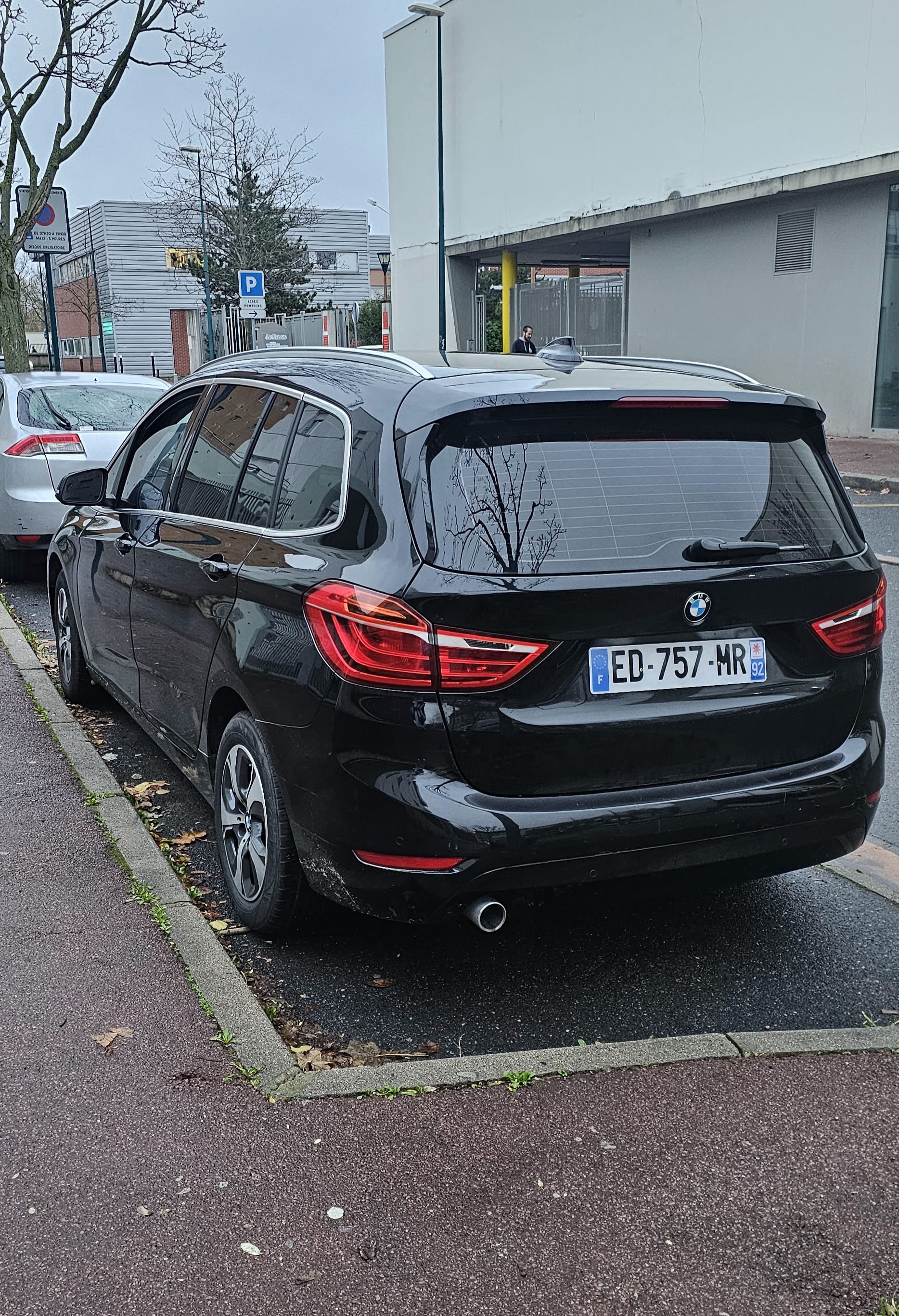 BMW Série 2 Active Tourer avec GPS