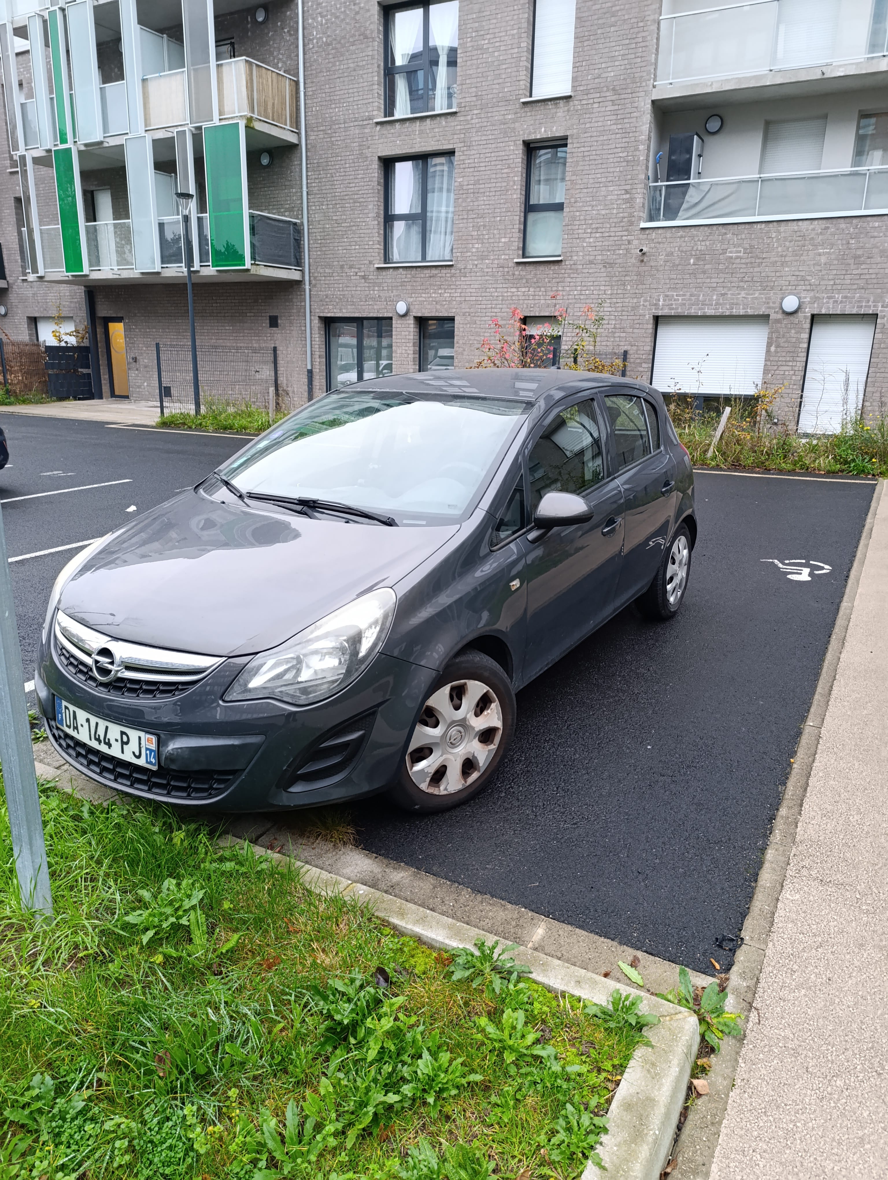 Opel Corsa avec Climatisation
