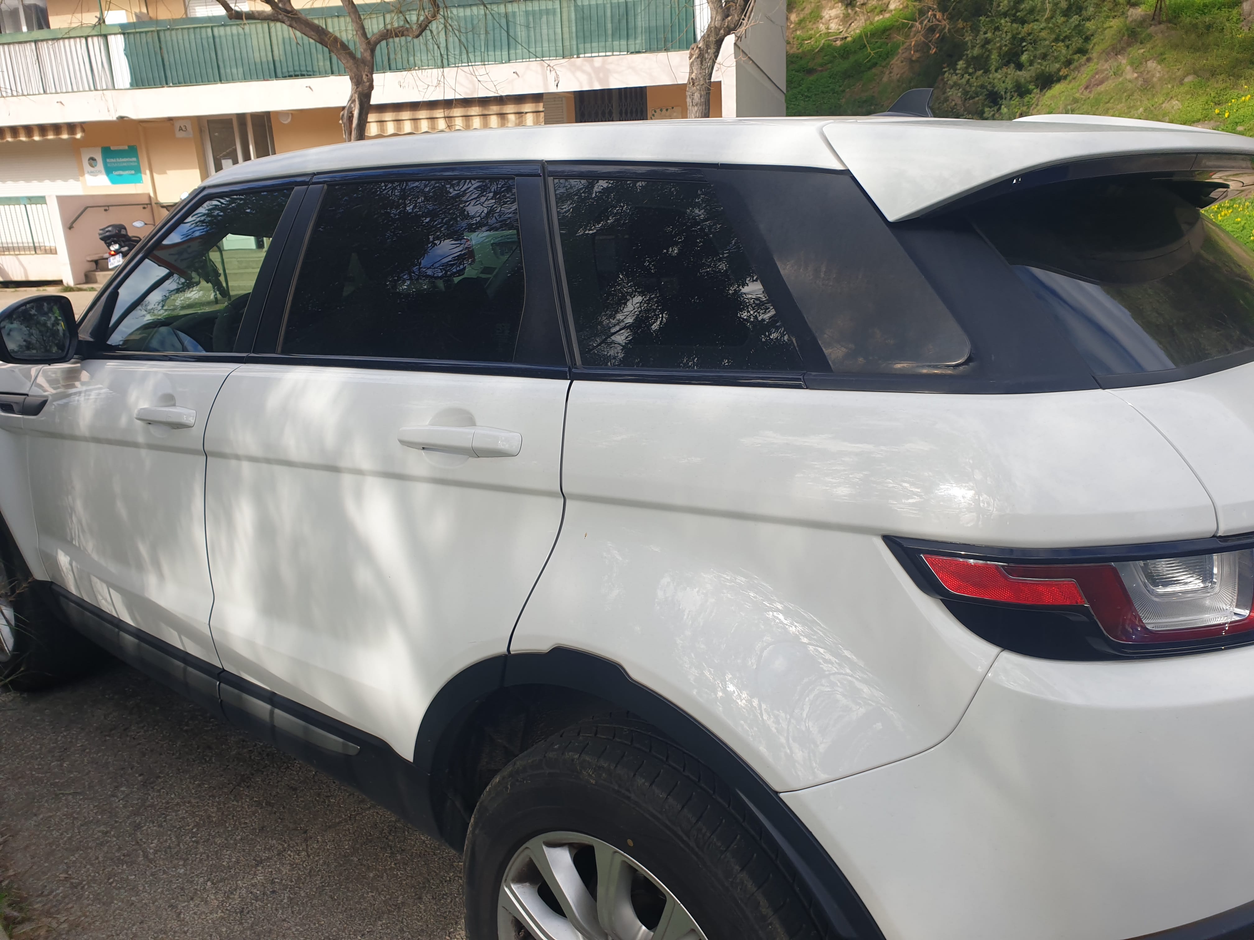 Land-Rover Range Rover Evoque avec Audio Bluetooth