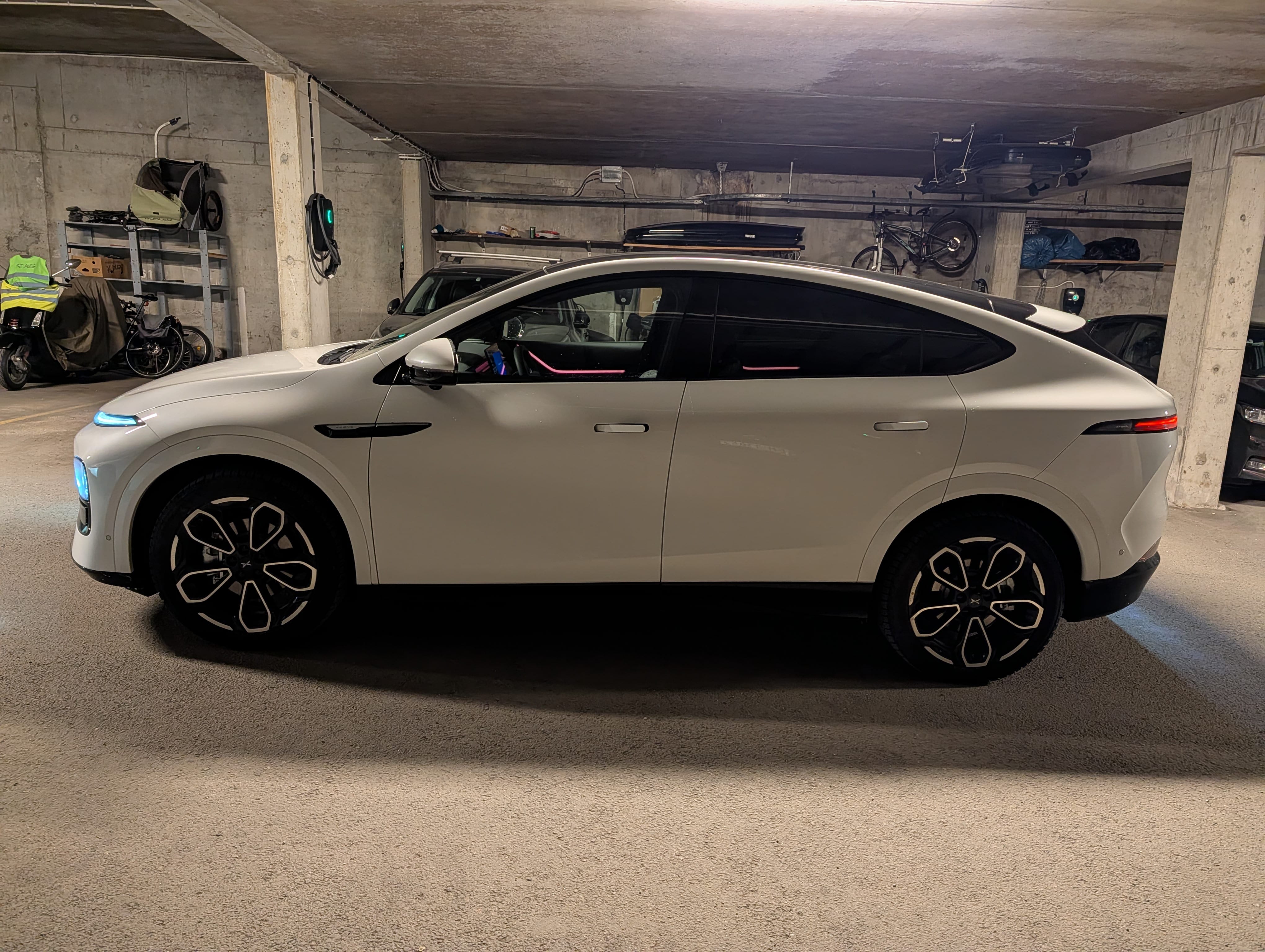 Xpeng G6 med Aircondition