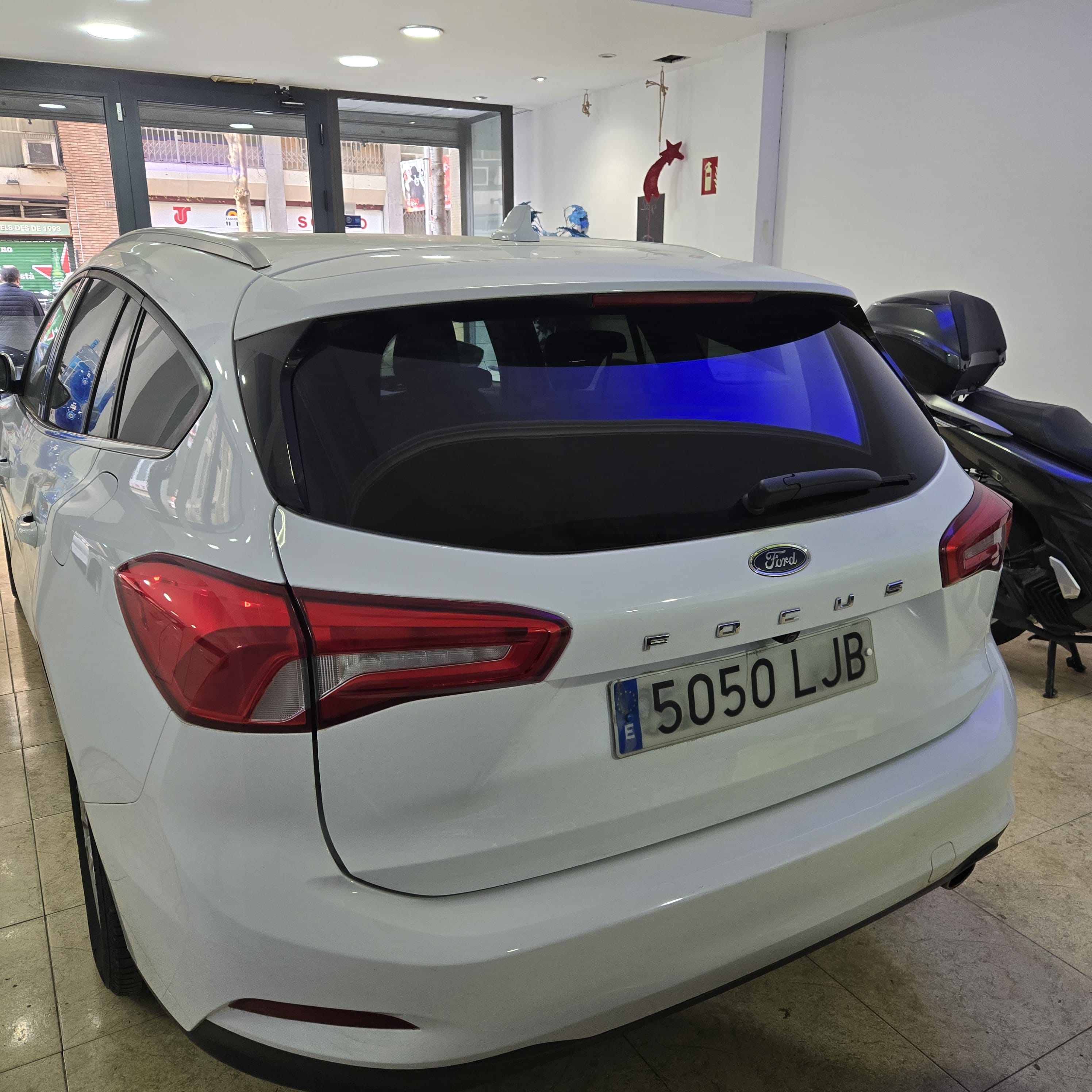 Ford Focus Sw familiar con Control de velocidad