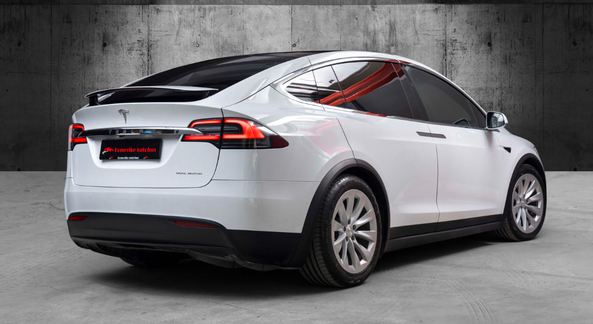 Tesla Model X 100D Long Range Raven med Aircondition