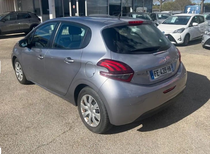 Peugeot 208 Société Sté 2 PLACES HDI 110CV *26017* FE439HN avec Régulateur de vitesse