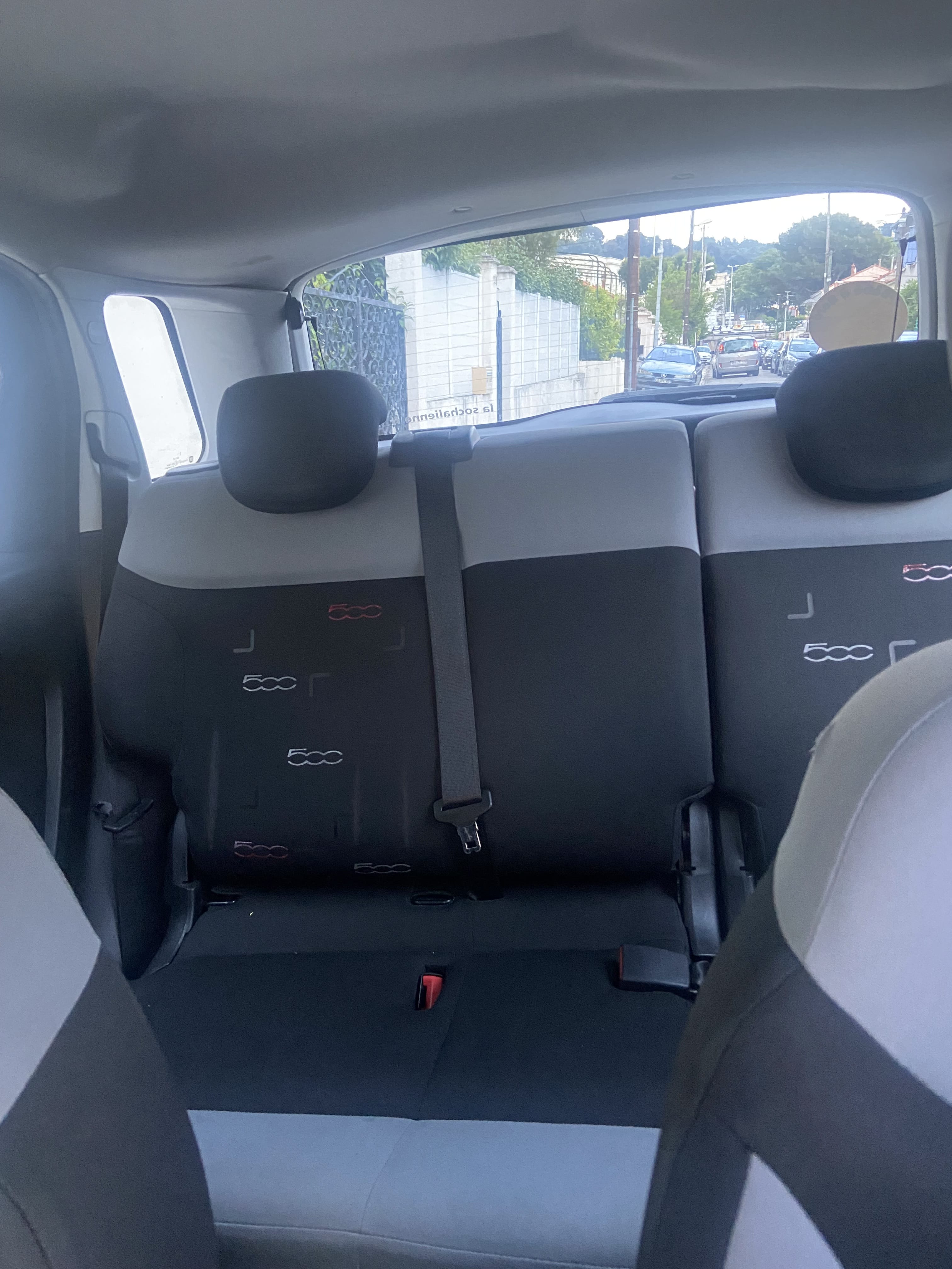 Fiat 500L avec Entrée audio / iPod