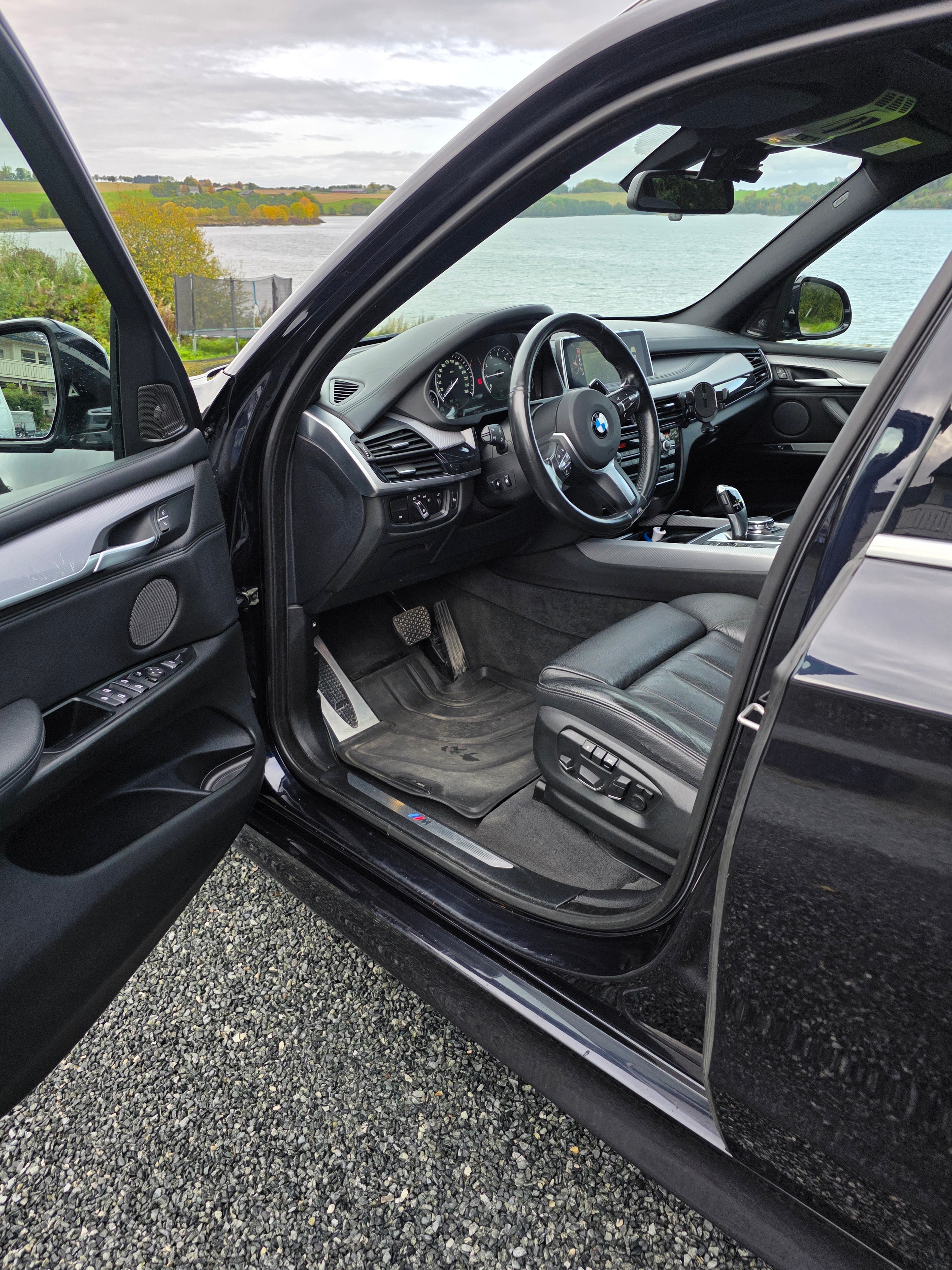 BMW X5 xDrive40e med GPS