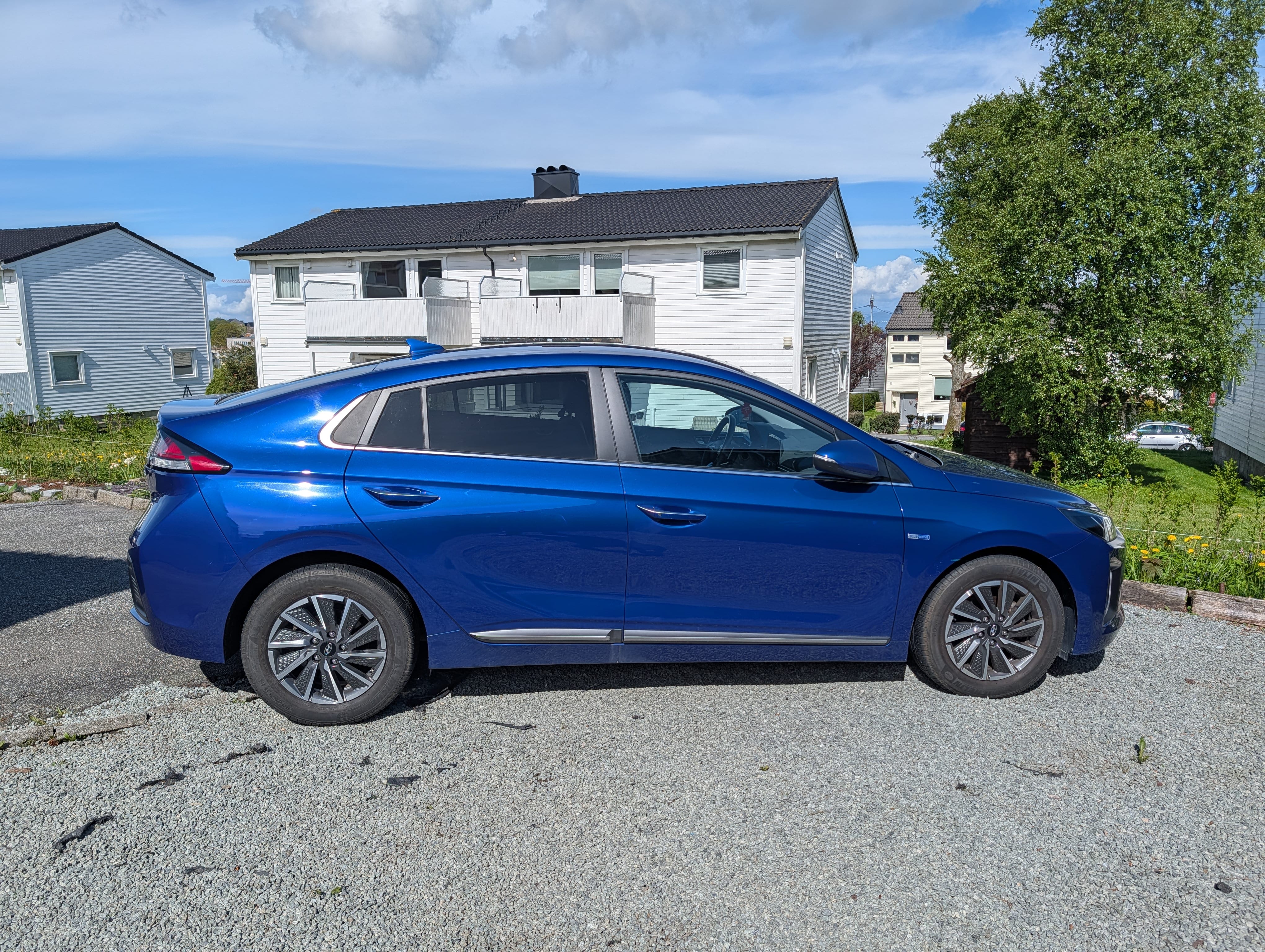 Hyundai Ioniq med Aircondition