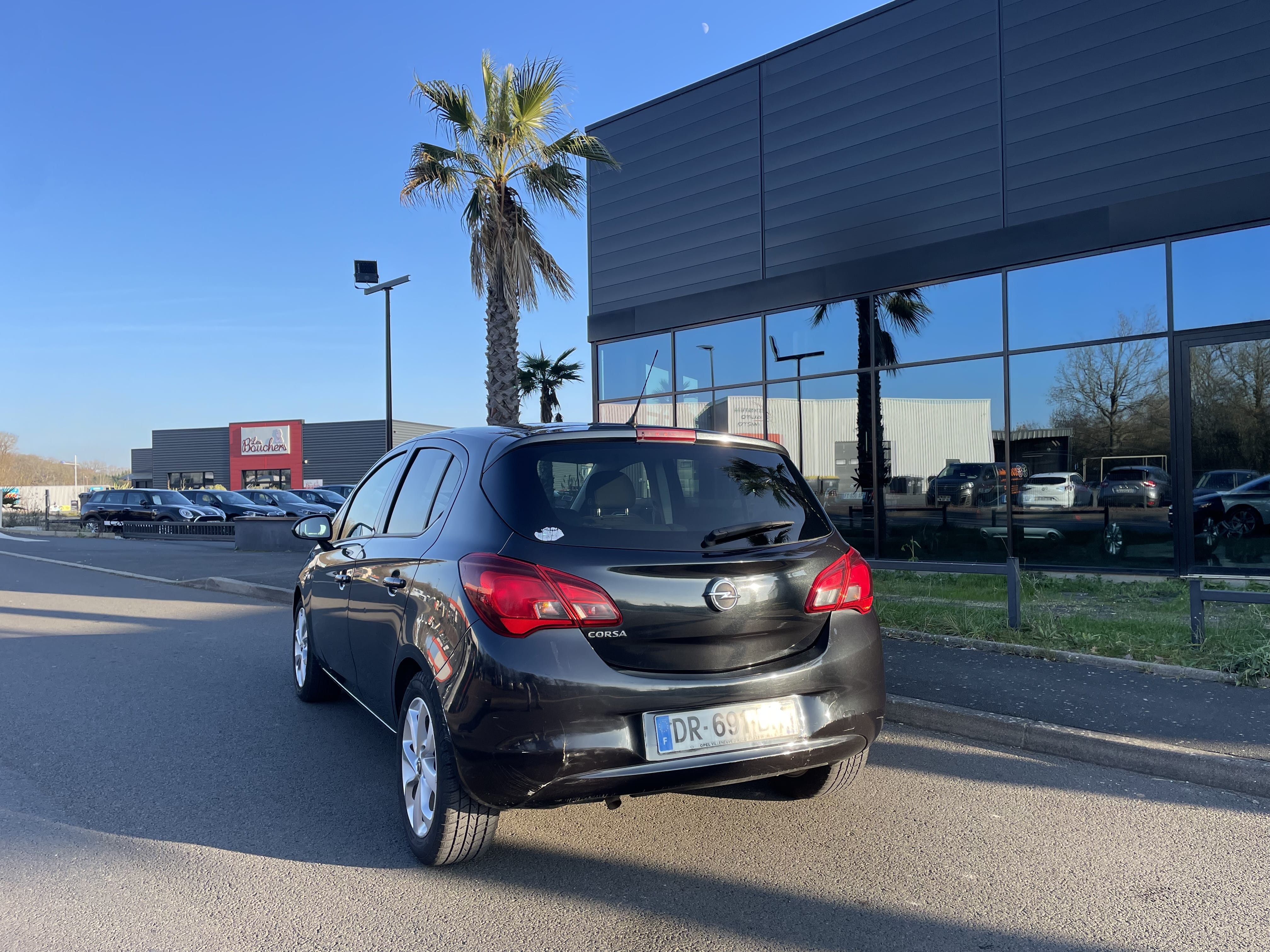 Opel Corsa avec GPS