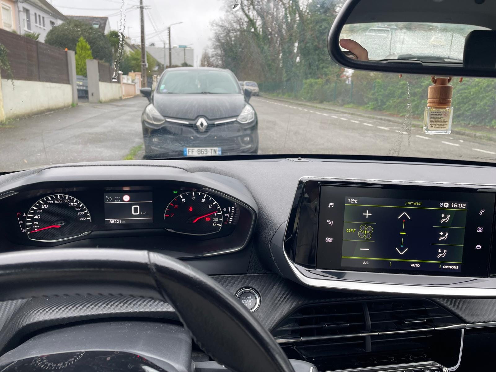 Peugeot 208 avec Android Auto