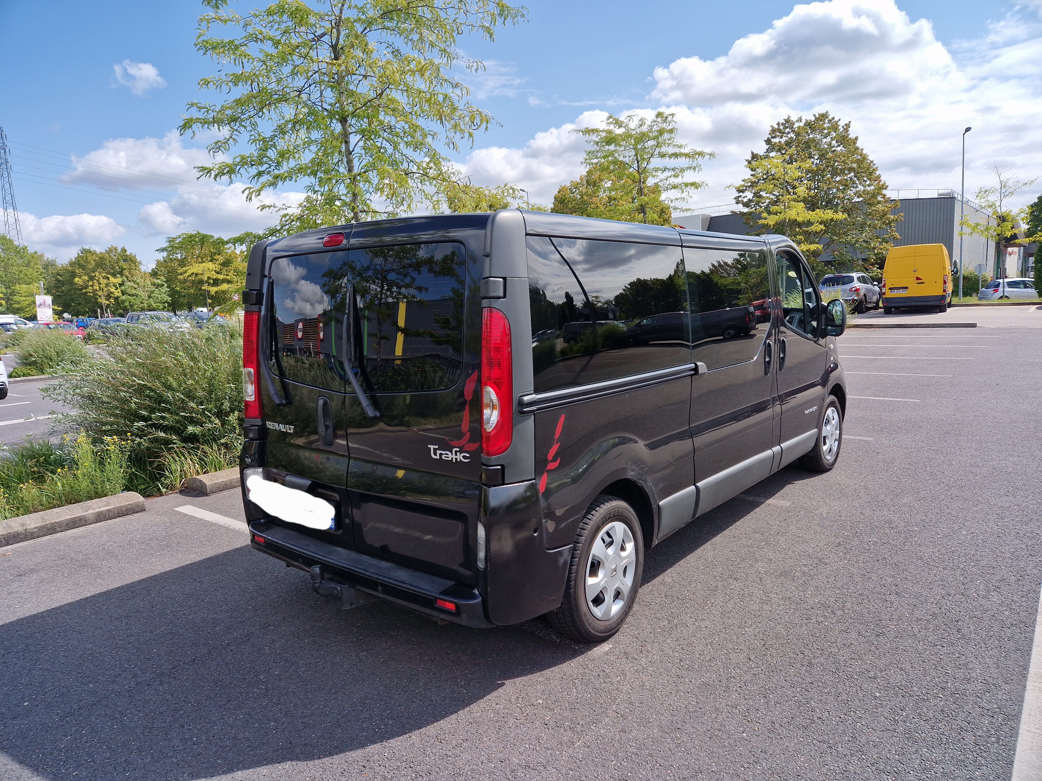 Renault Trafic Passenger 2.0 DCI 115 Grand passenger 9 places avec grand coffre ! avec Climatisation