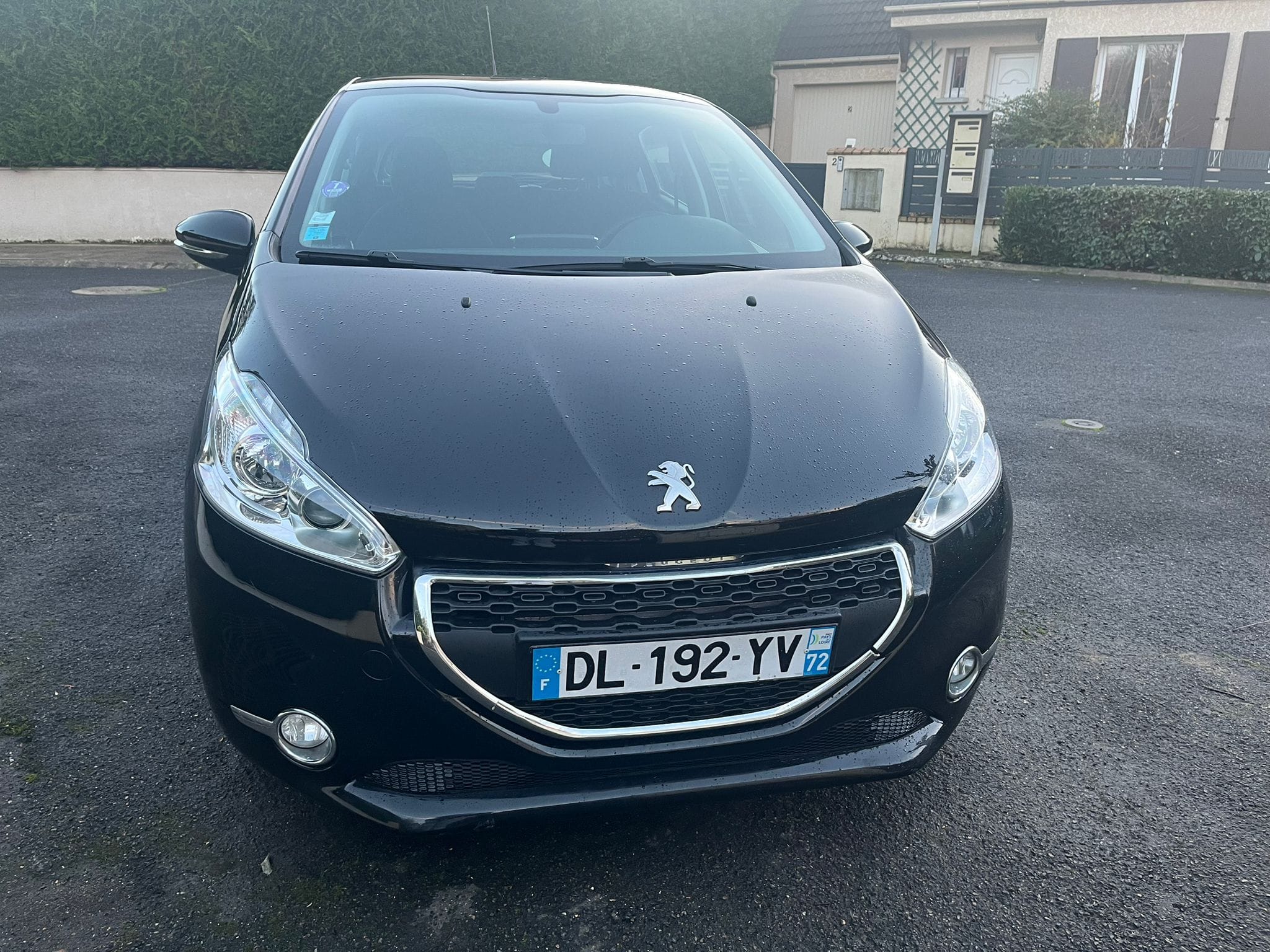 Peugeot 208, 2014, Essence 95