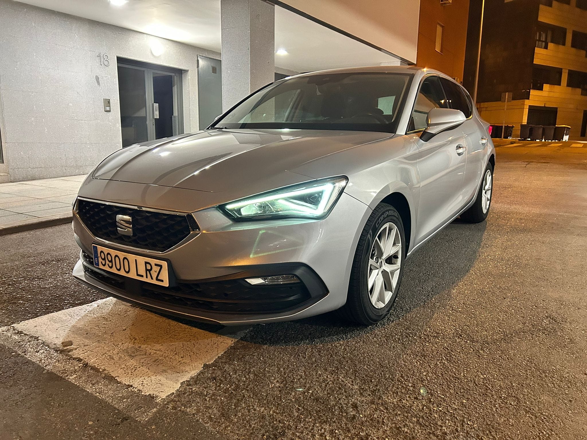 Seat Leon, 2021, Gasolina 95