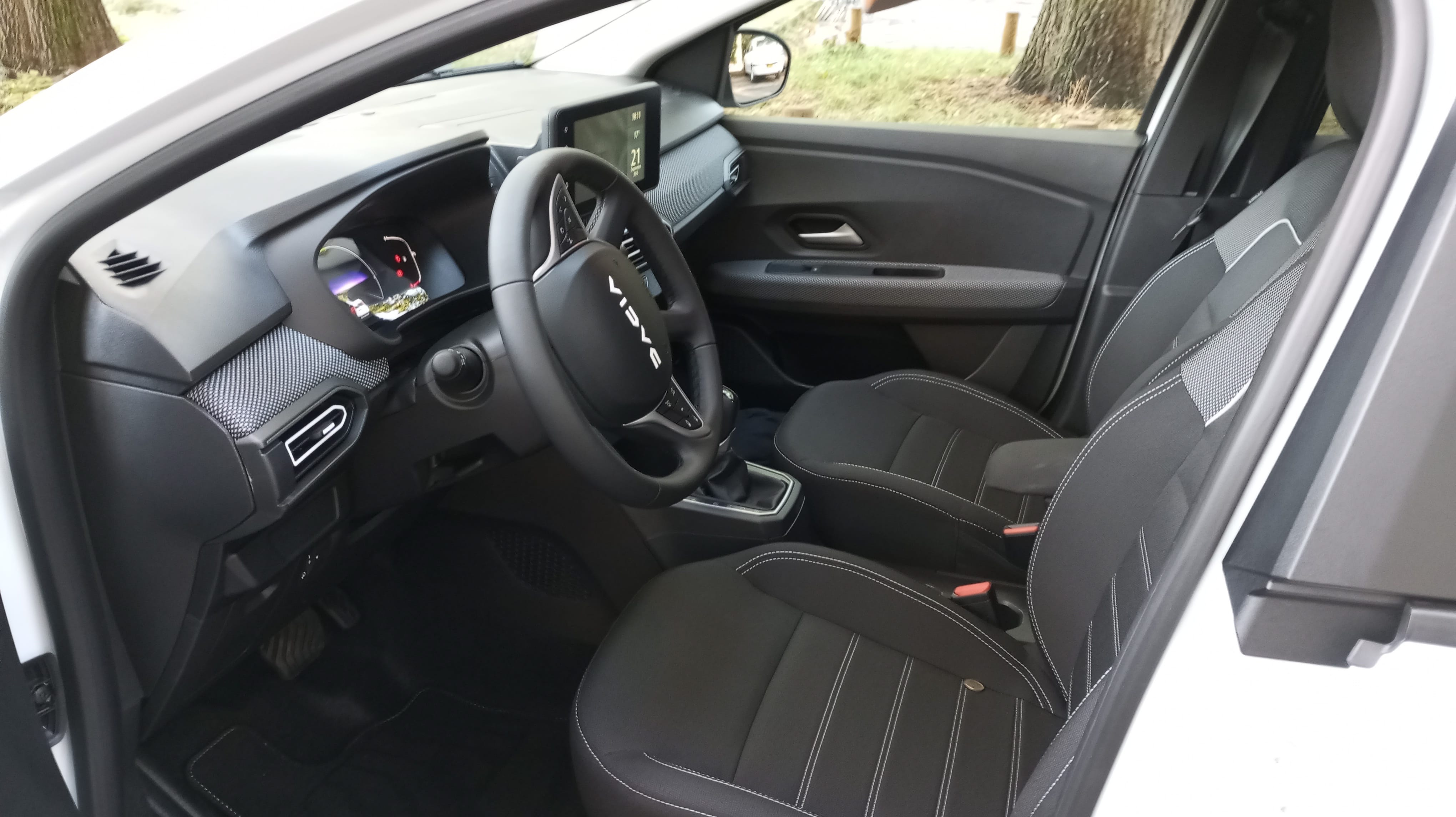 Dacia Jogger Hybride 7 places avec Audio Bluetooth