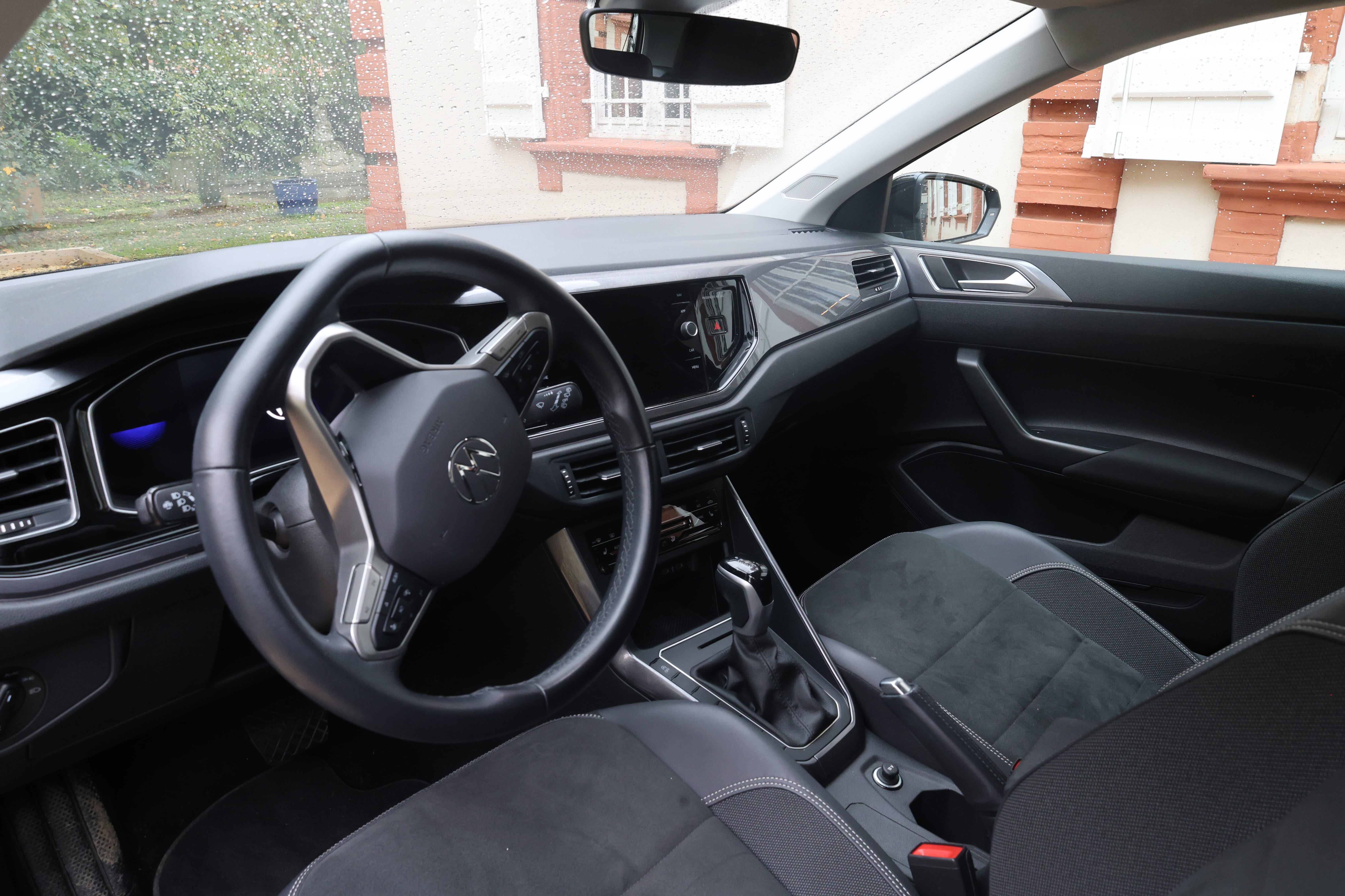 Volkswagen Polo avec GPS