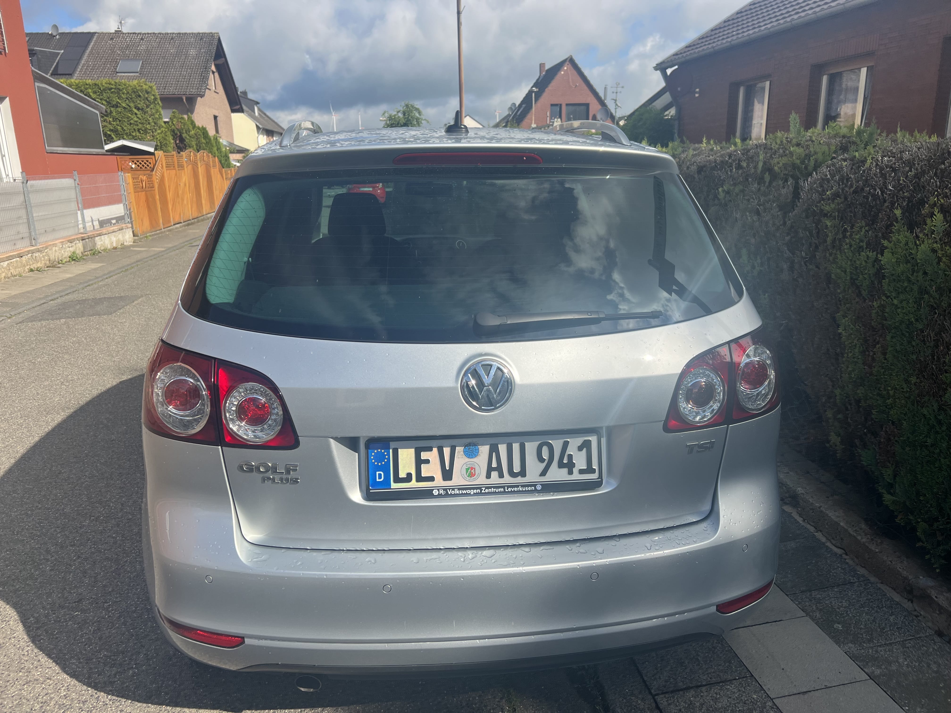 Volkswagen Golf mit Navigationsgerät