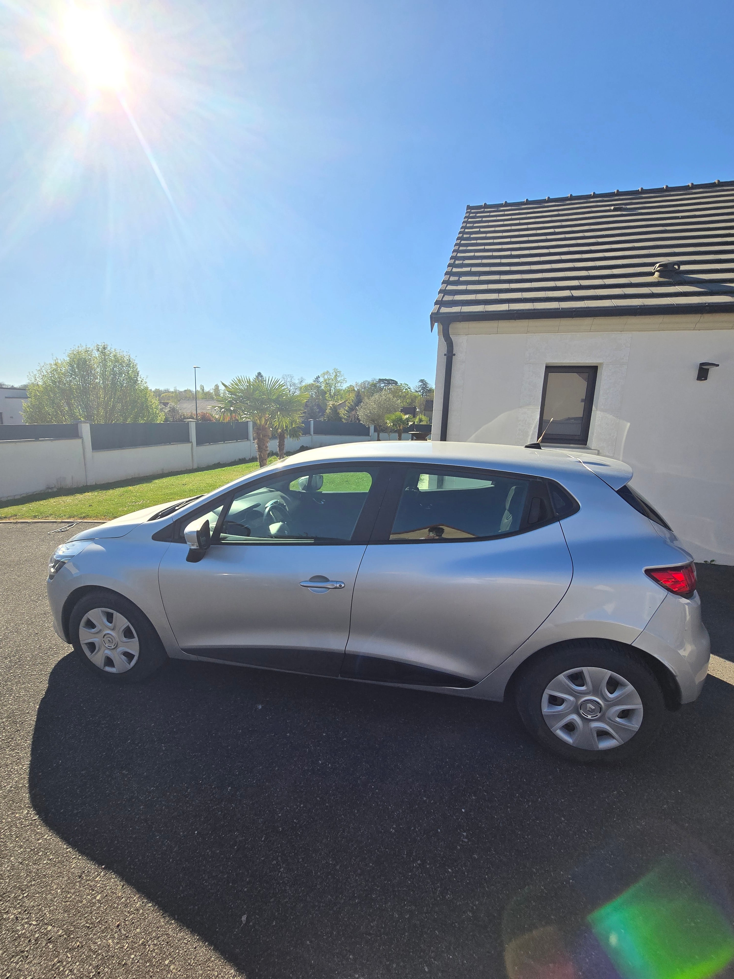 Renault Clio 1.9 Dci Diesel avec Climatisation