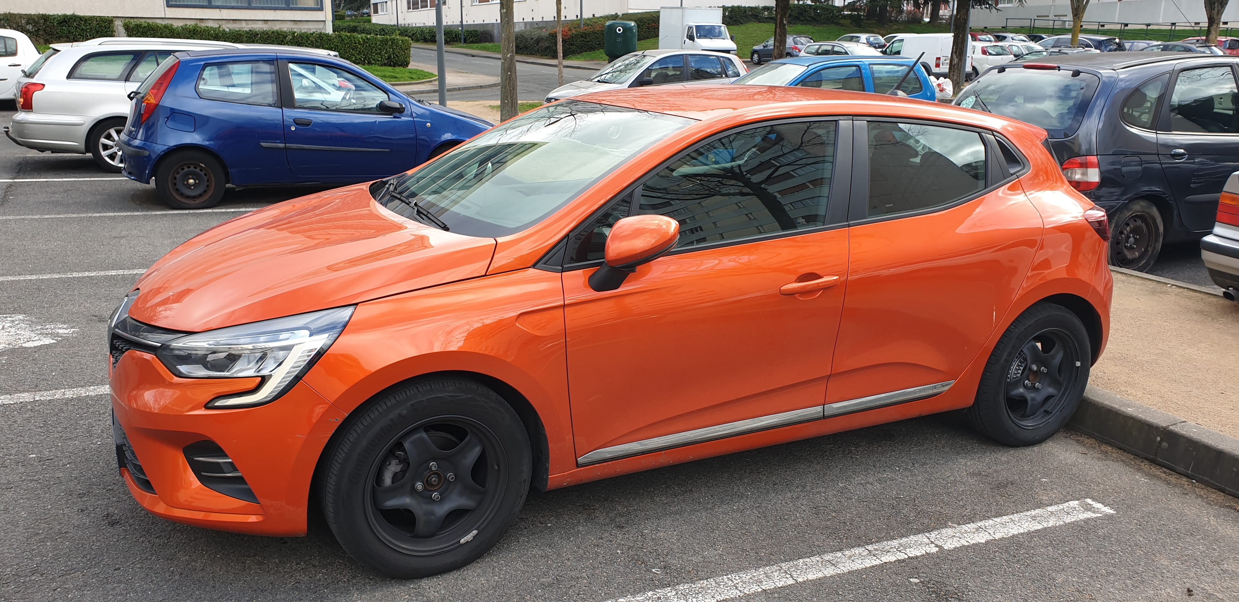Renault Clio avec Entrée audio / iPod