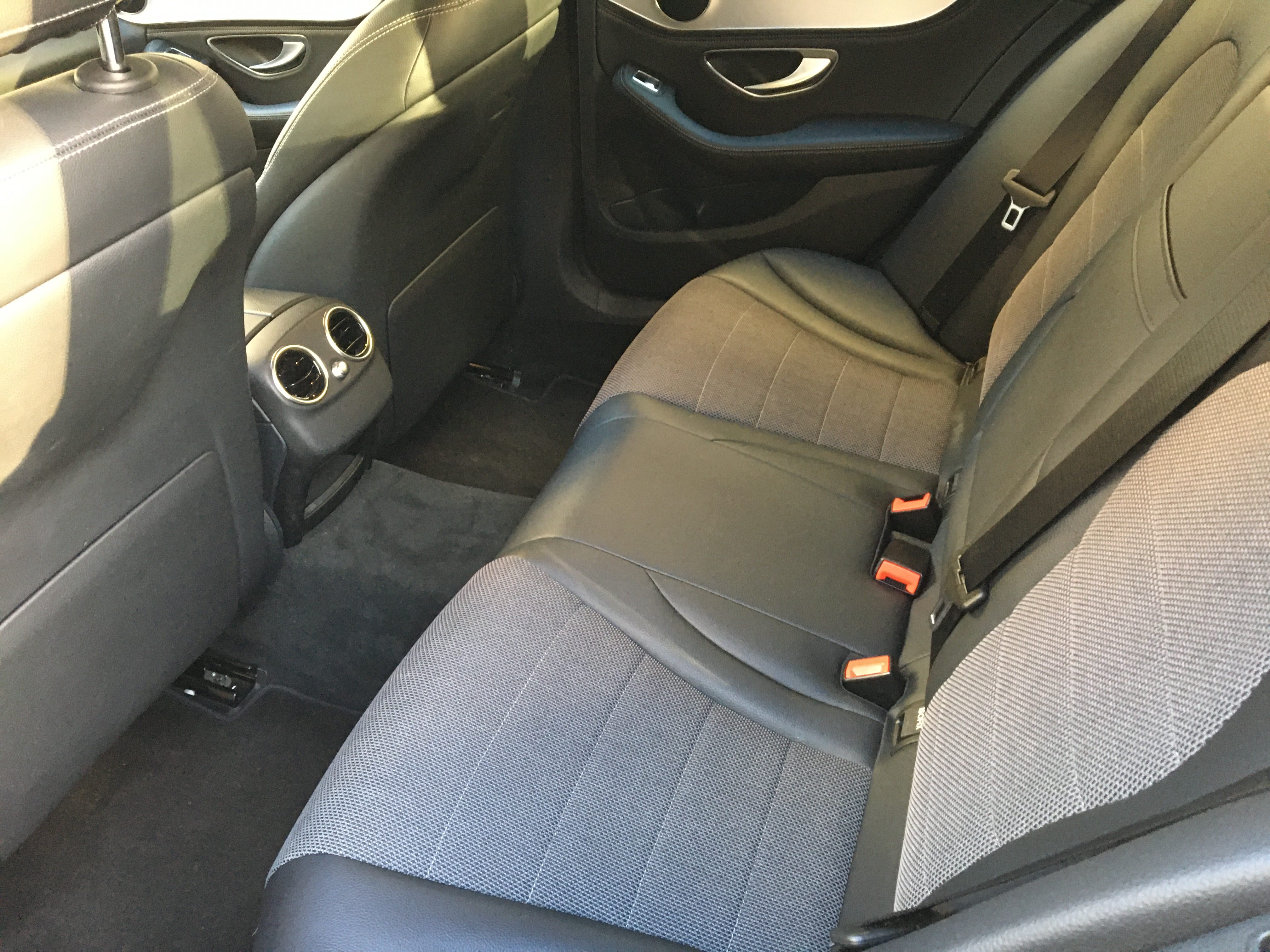 Mercedes C-Klasse T-Model 180 CDI mit Kindersitz