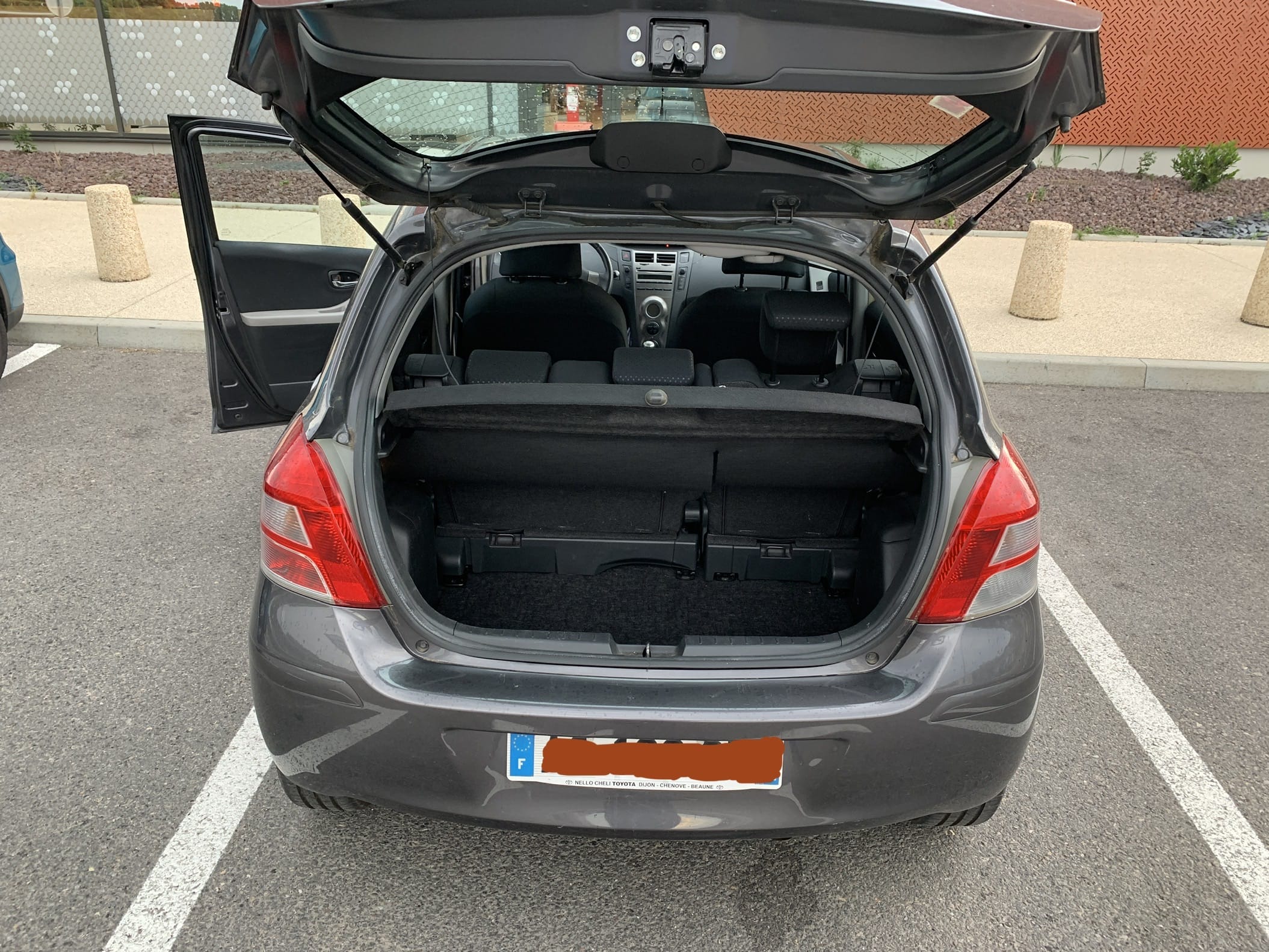 Toyota Yaris Clim - 1 avec Port USB