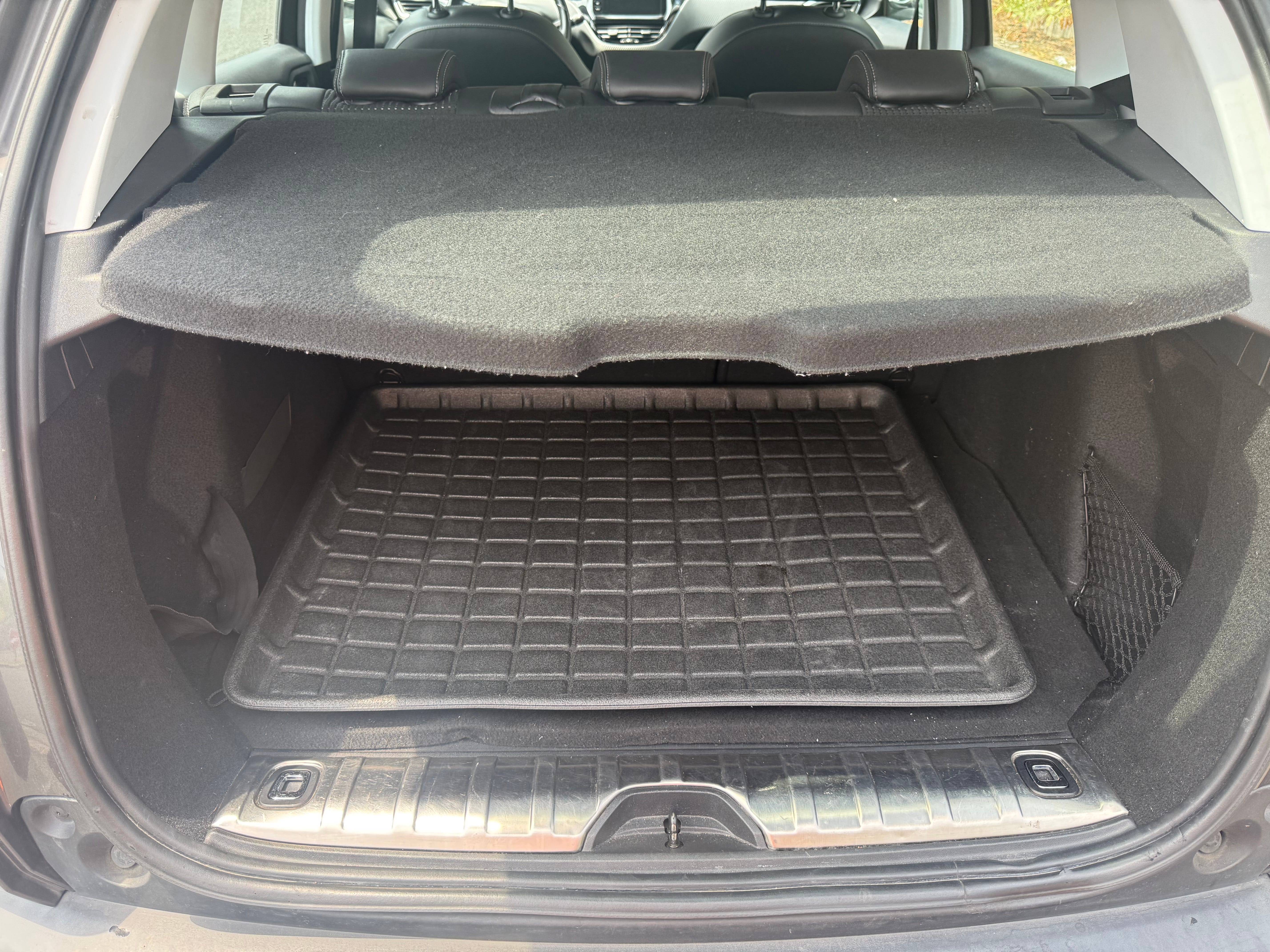Peugeot 2008 110 cv avec Android Auto