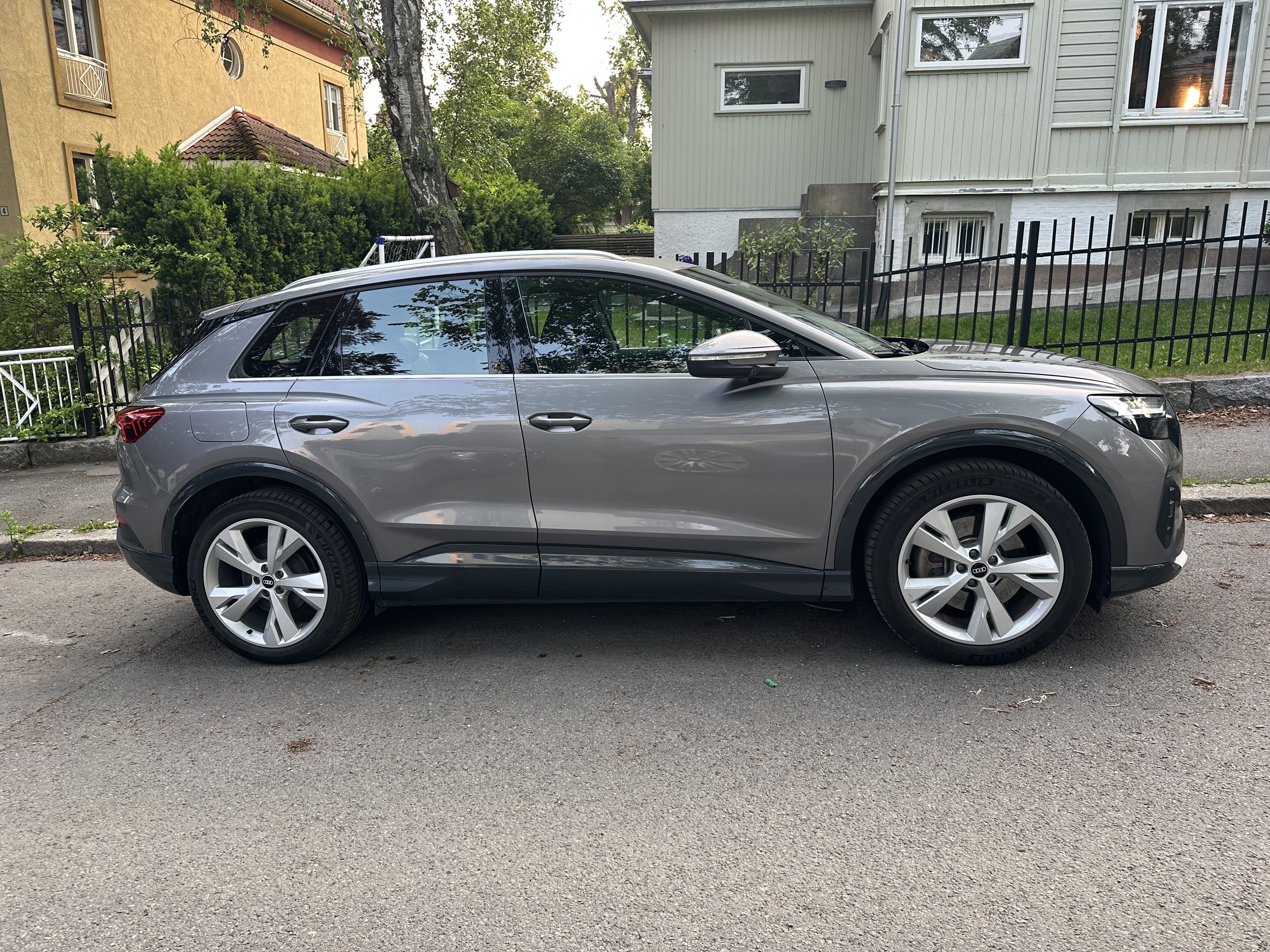 Audi Q4 50 e-tron quattro (AWD) med Aircondition