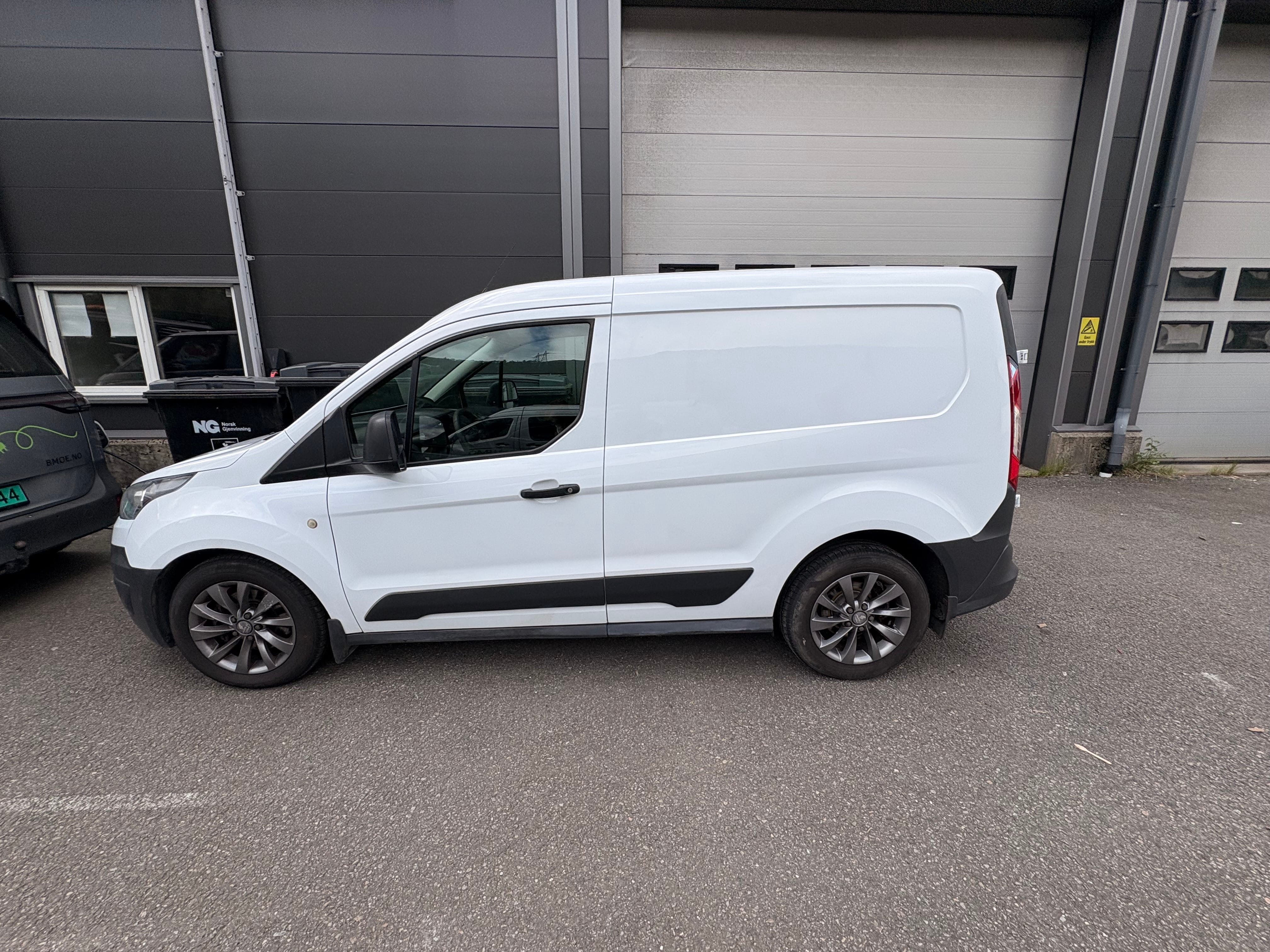 Ford Tourneo Connect med Aircondition