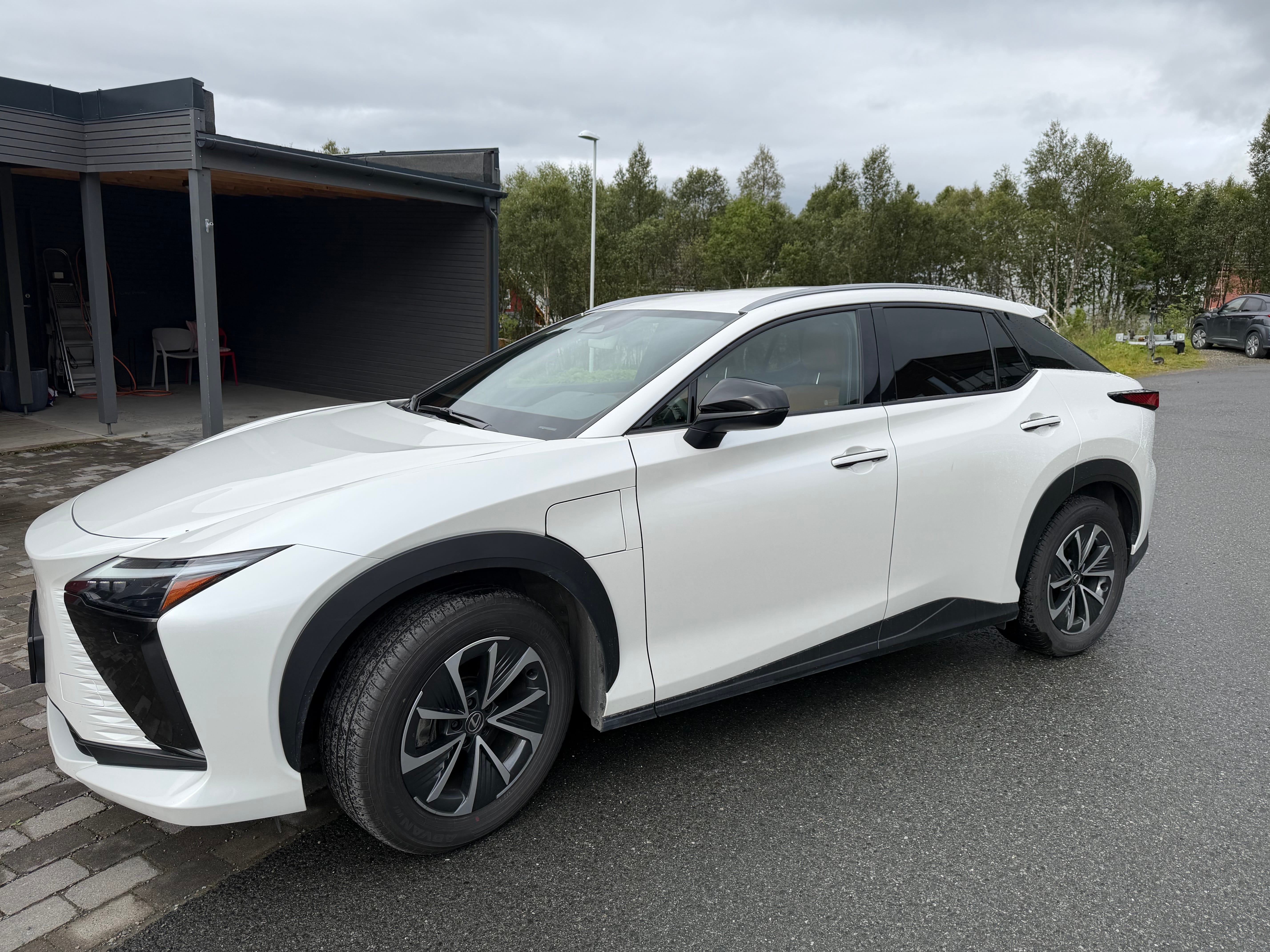 Lexus RZ 450e Executive, 2023, Elektrisk, automatisk