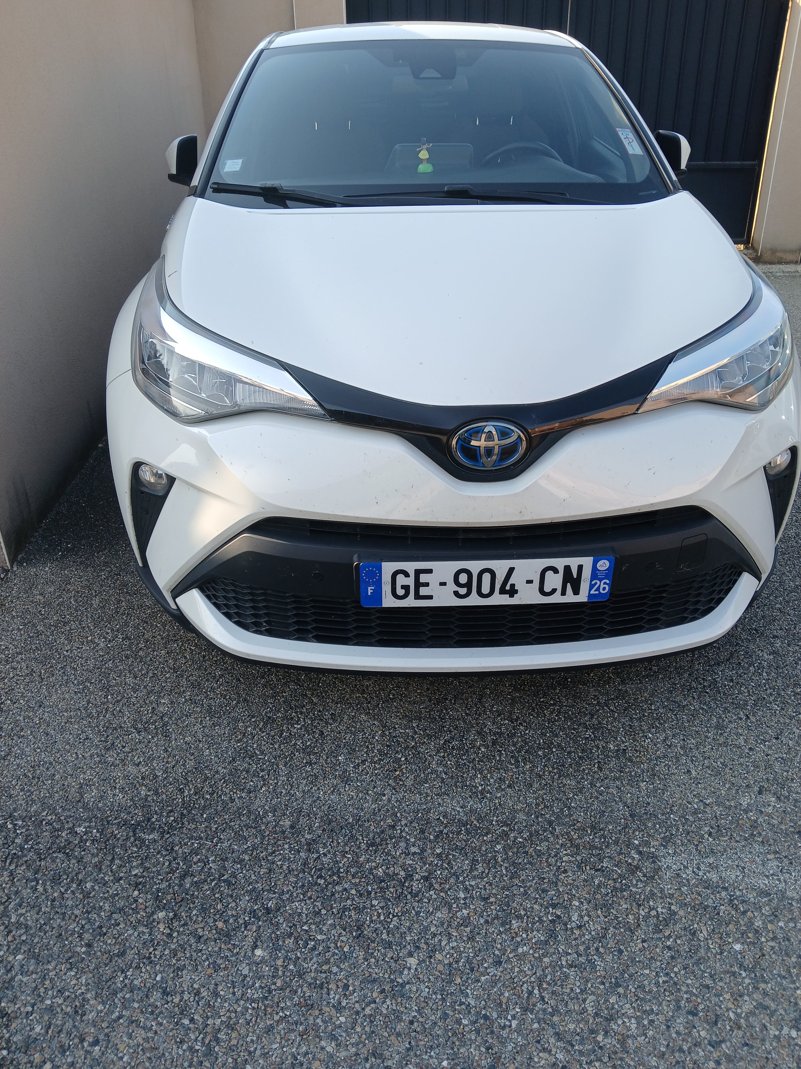 Toyota C-HR Hybrid avec GPS