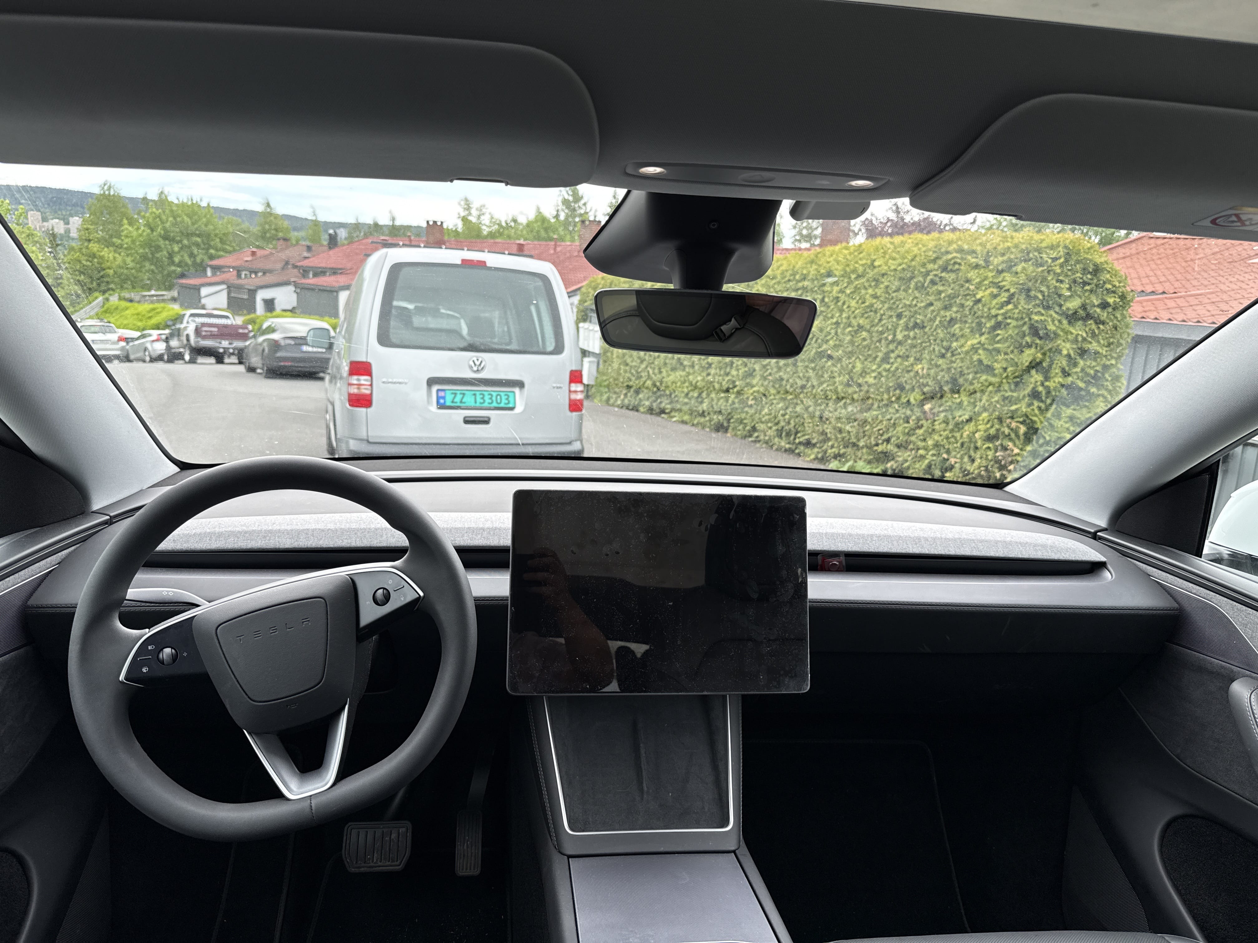 Tesla Model Y Long Range con GPS
