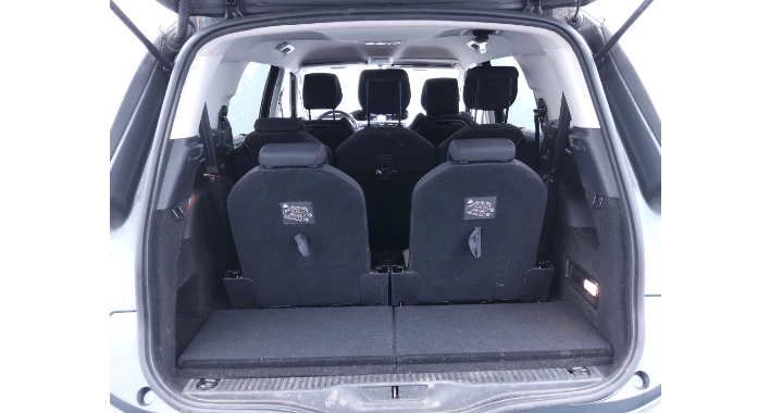 Citroen C4 Grand Picasso avec Pneus neige