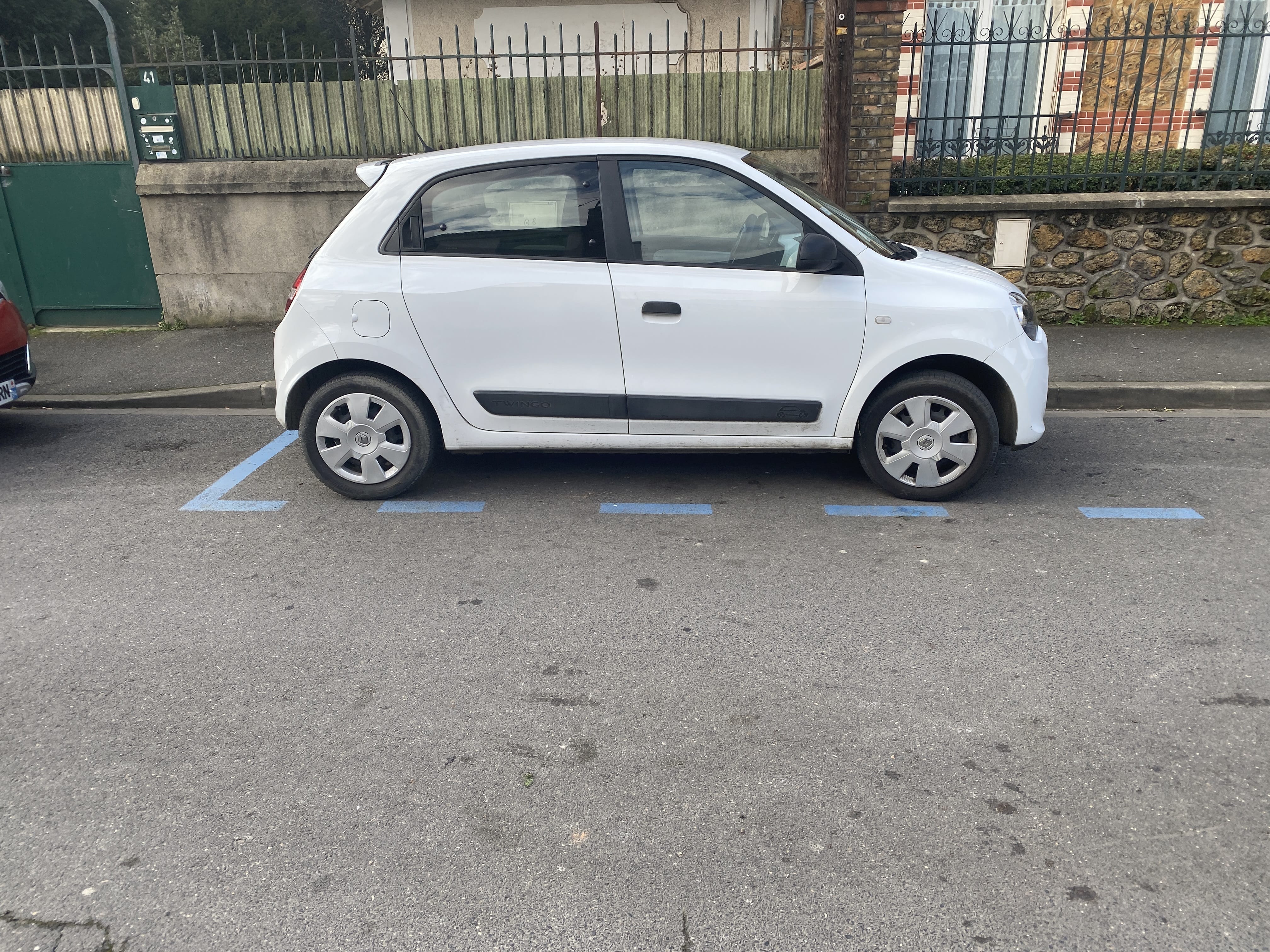 Renault Twingo III 1.0 70cv eco life (sans clim) avec Régulateur de vitesse
