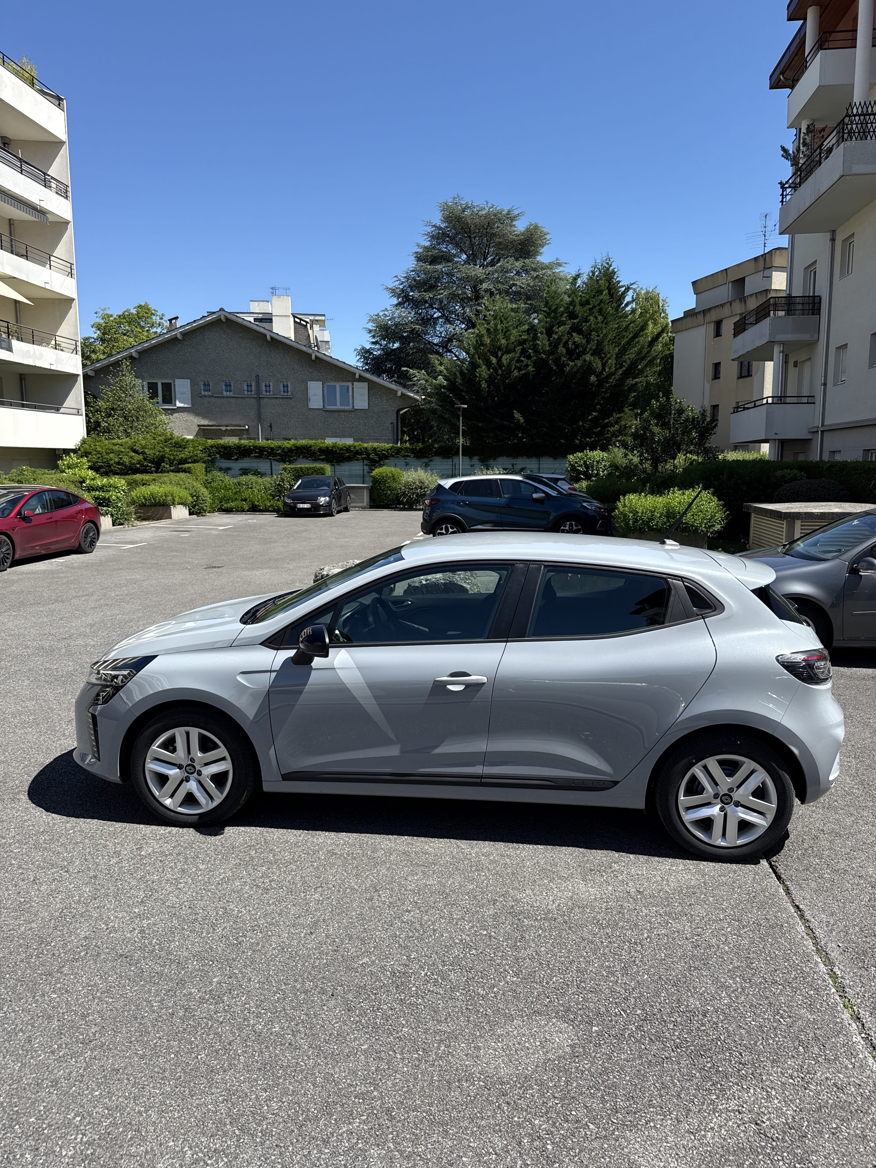 Renault Clio E-tech avec Audio Bluetooth